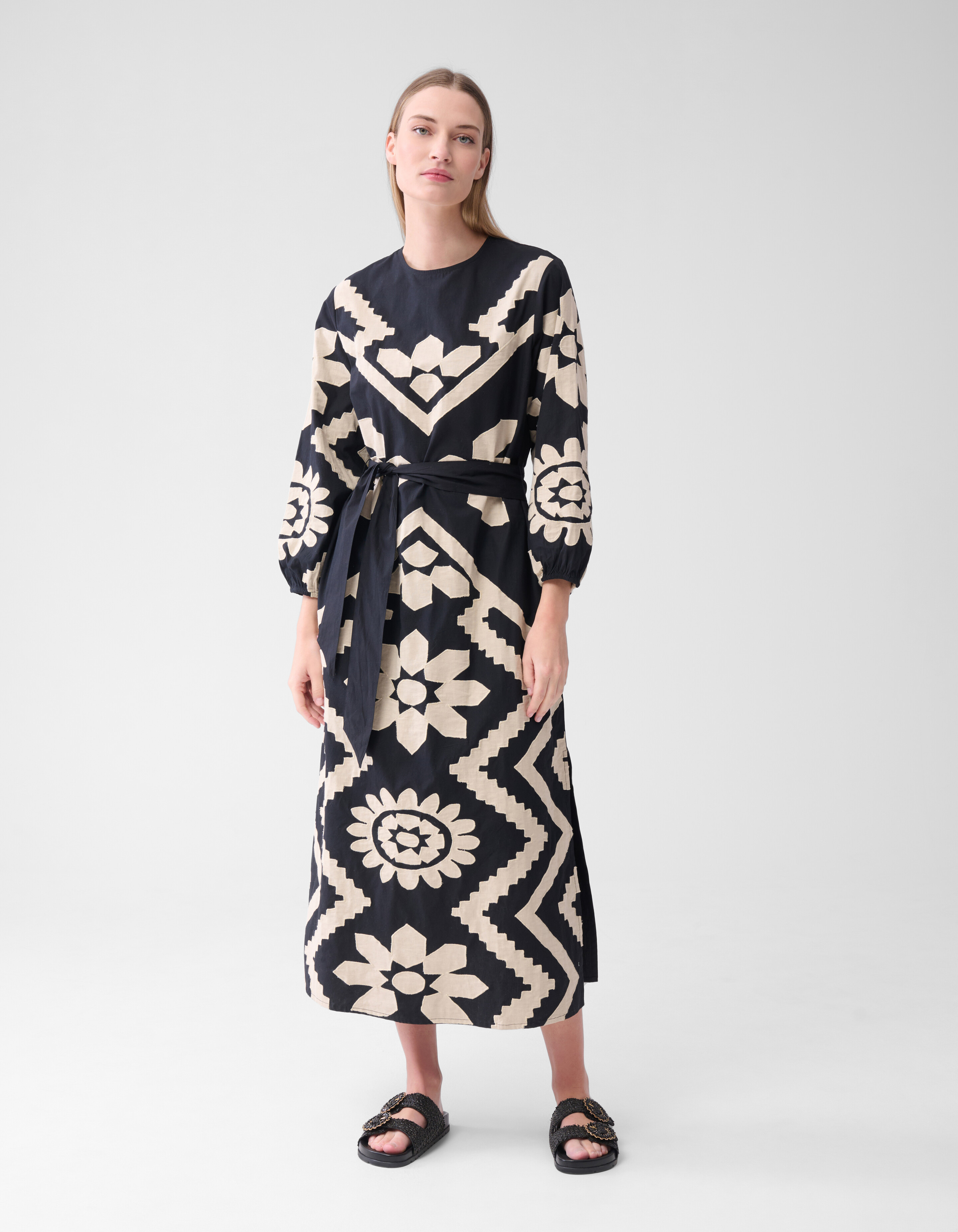Patch Embroidery Kleid Schwarz BY Lonneke SHOEBY WOMEN