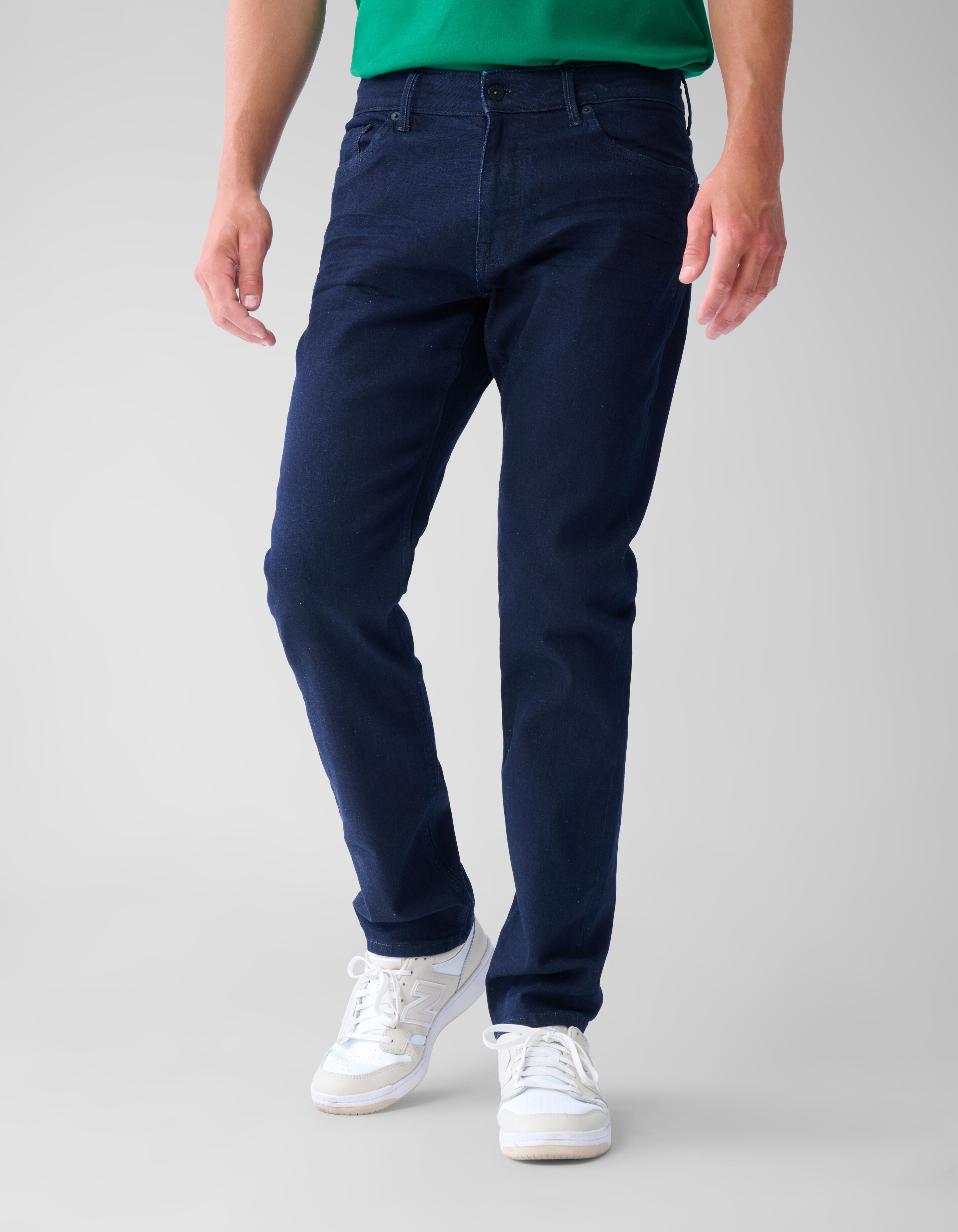 Slim Fit Jeans Blau L32 SHOEBY MEN