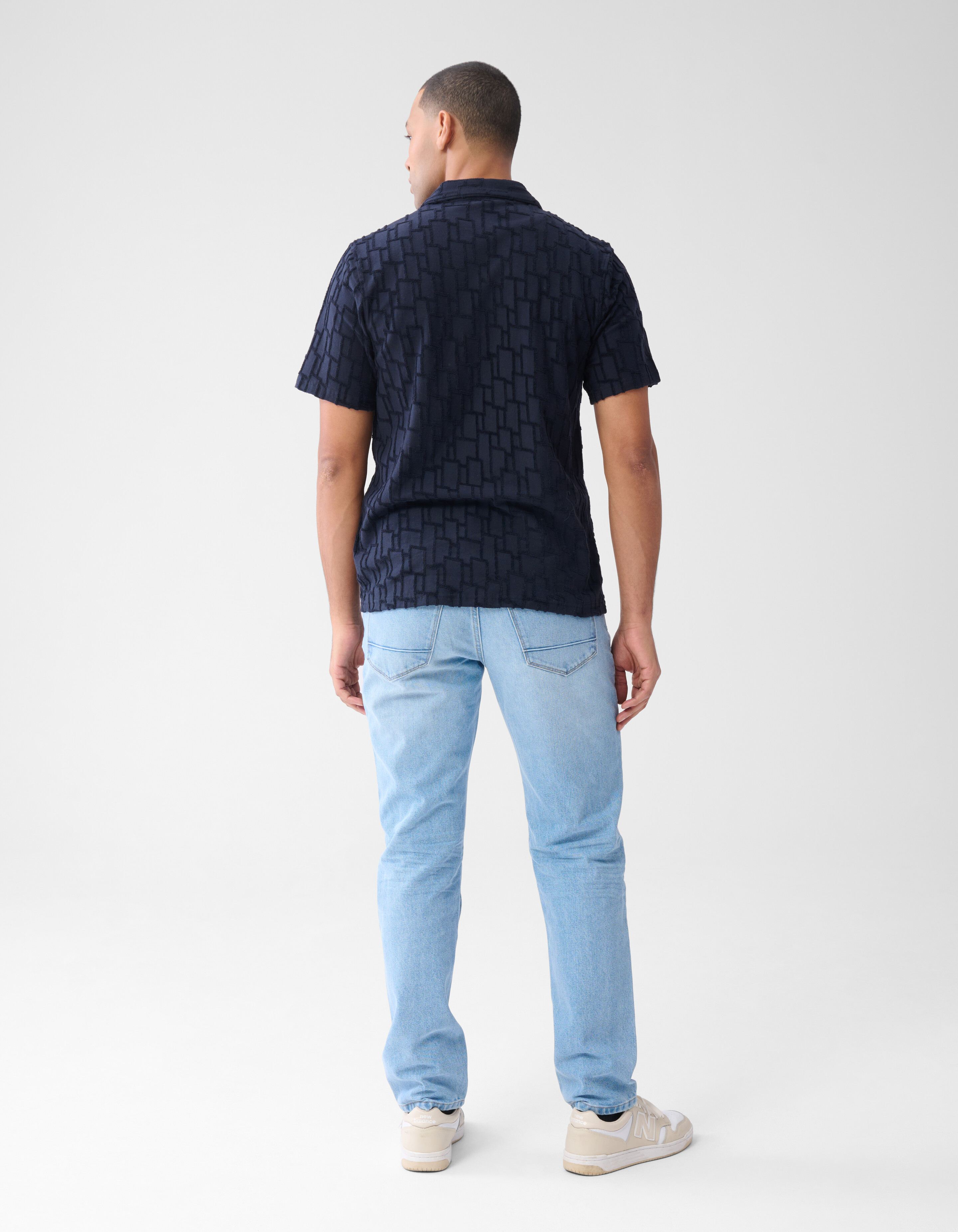 Tapered Fit Jeans Gebleicht L34 SHOEBY MEN