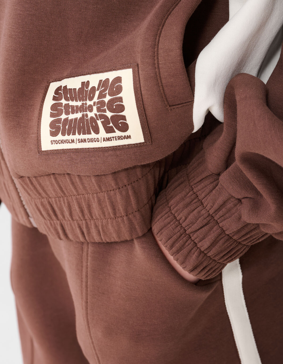 Label Sportweste Braun SHOEBY GIRLS