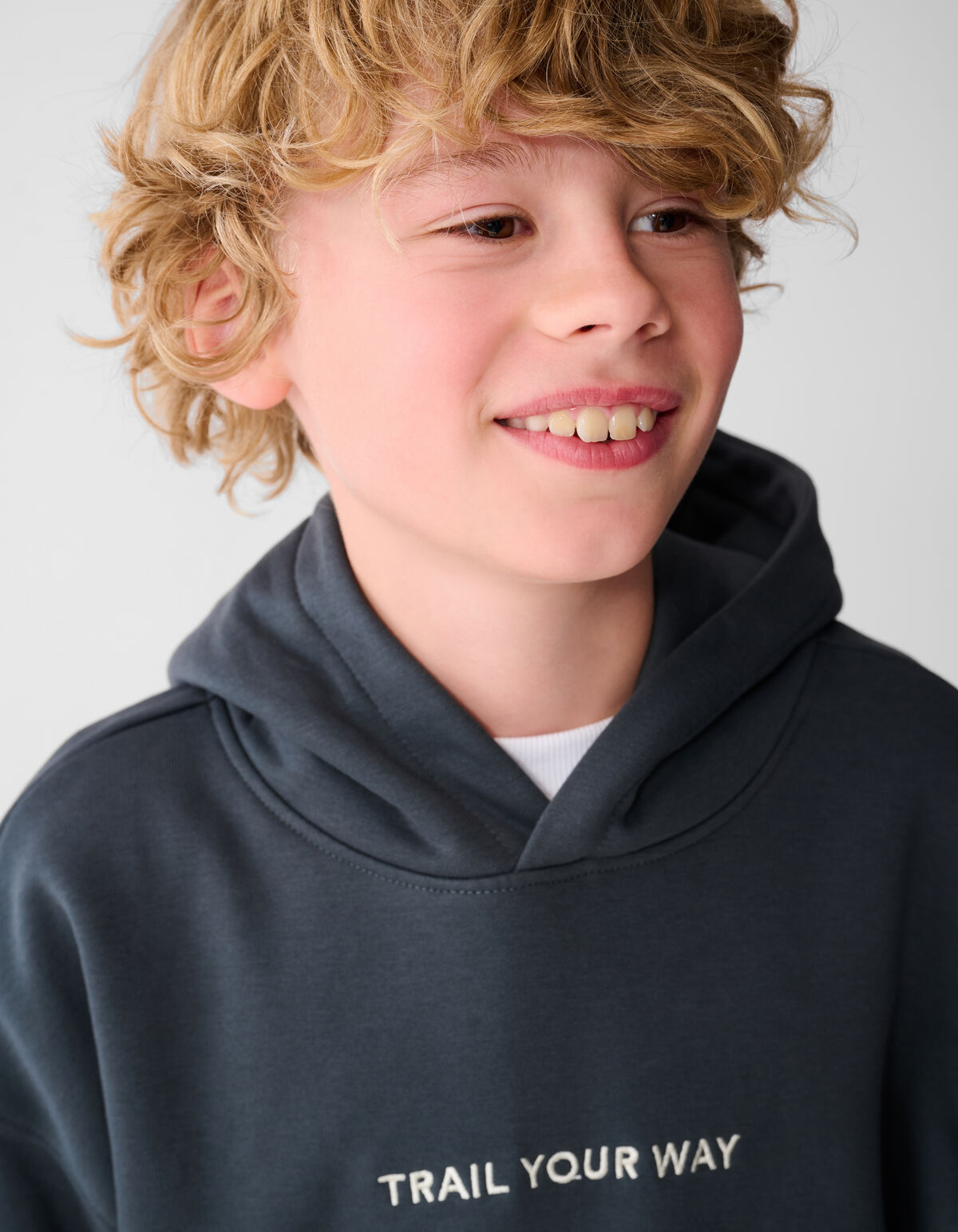 Trail Artwork Hoodie Dunkelgrün SHOEBY BOYS