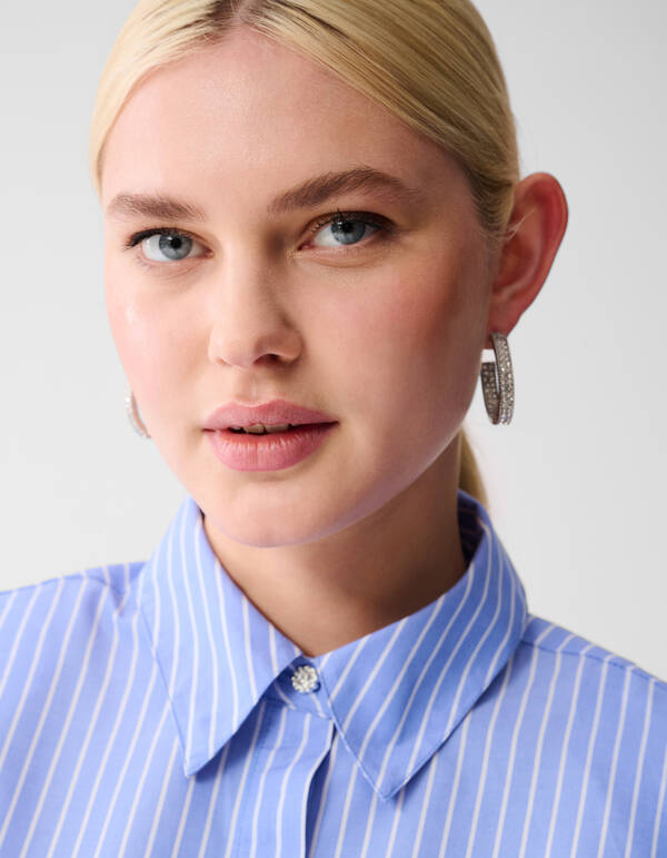 &Uuml;bergro&szlig;e Bluse mit Nadelstreifen Hellblau SHOEBY WOMEN