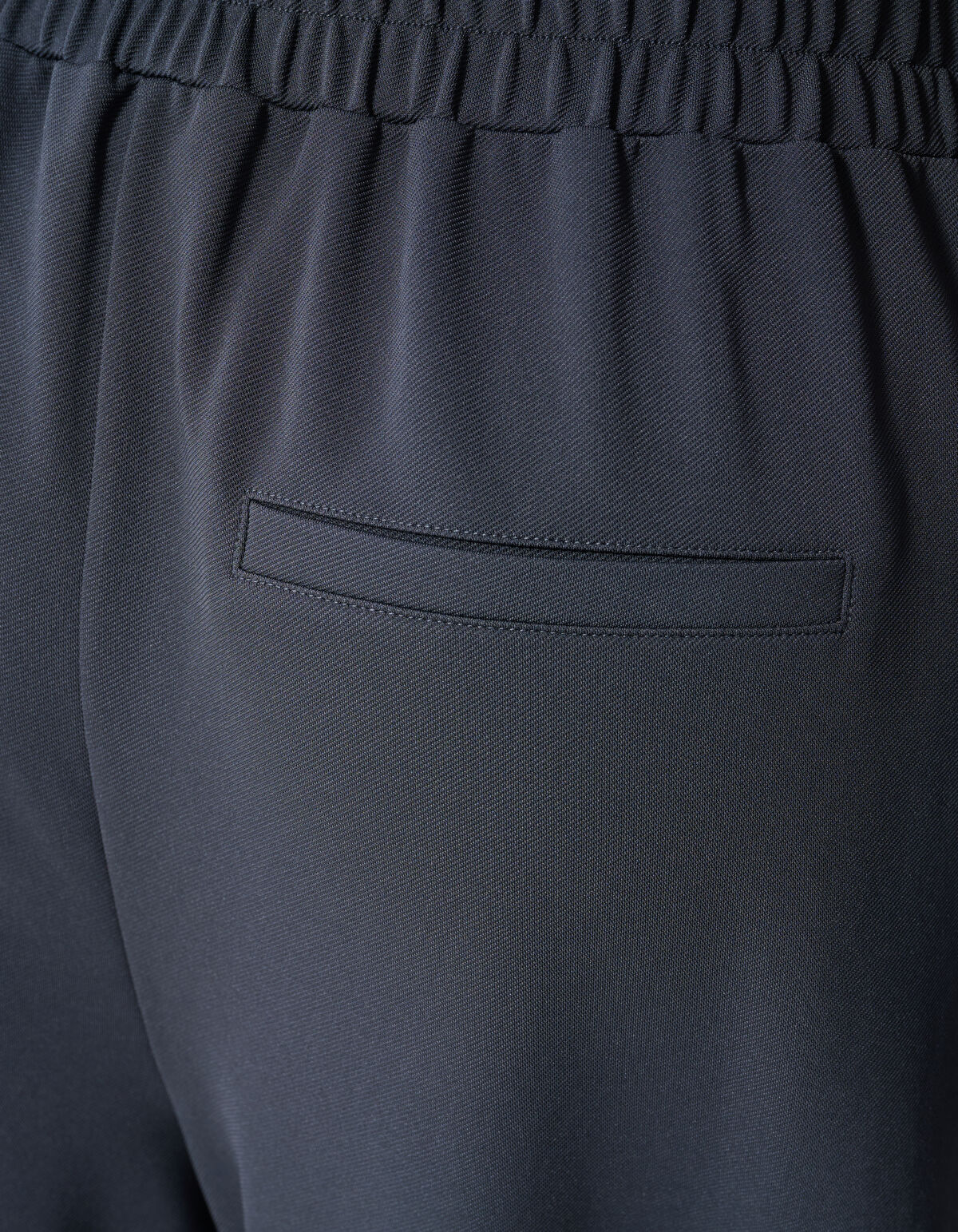 Barrel Fit Jogger Dunkelblau SHOEBY WOMEN