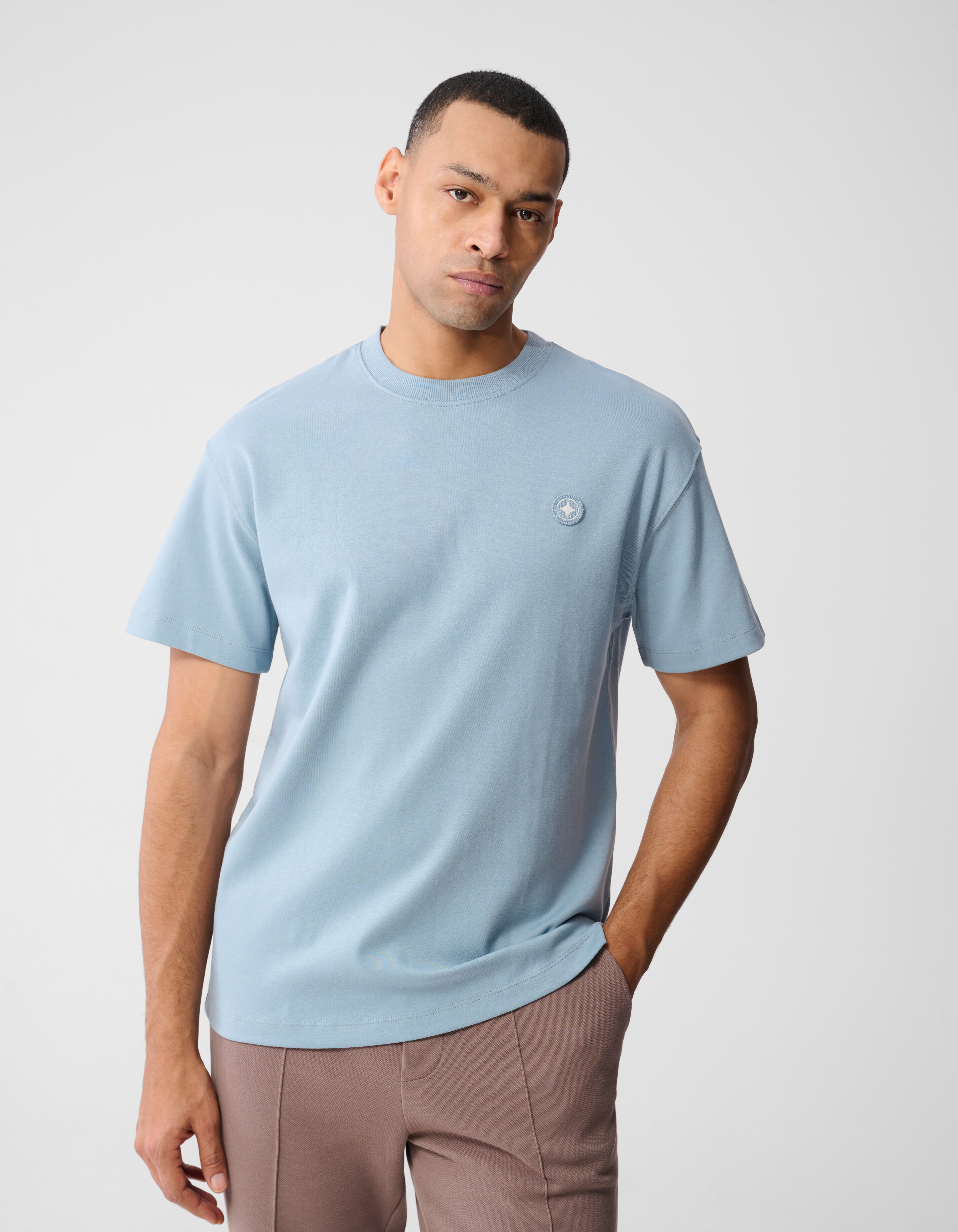 Besticktes T-Shirt Hellblau SHOEBY MEN