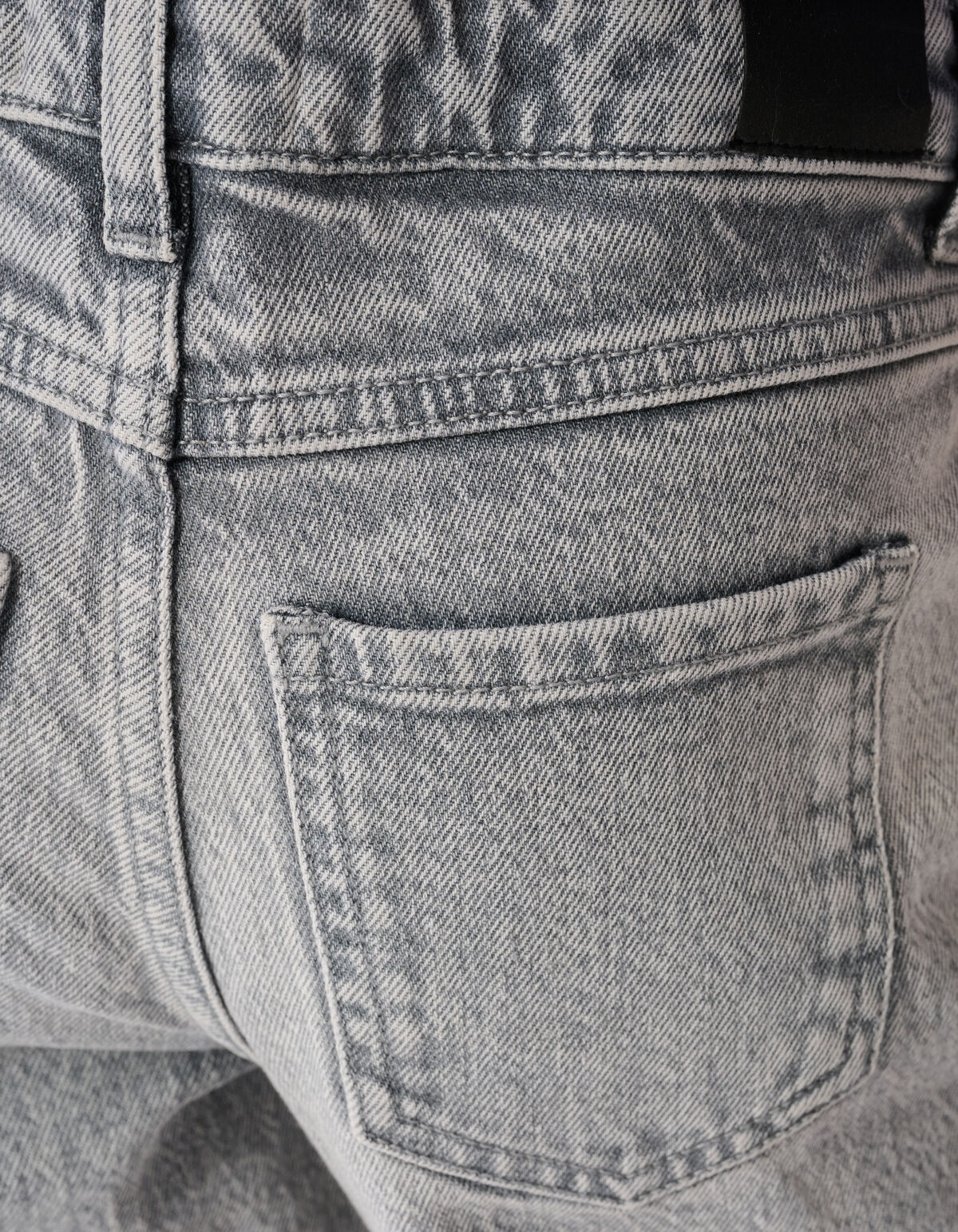 Weit geschnittene Jeans aus hellgrau SHOEBY GIRLS