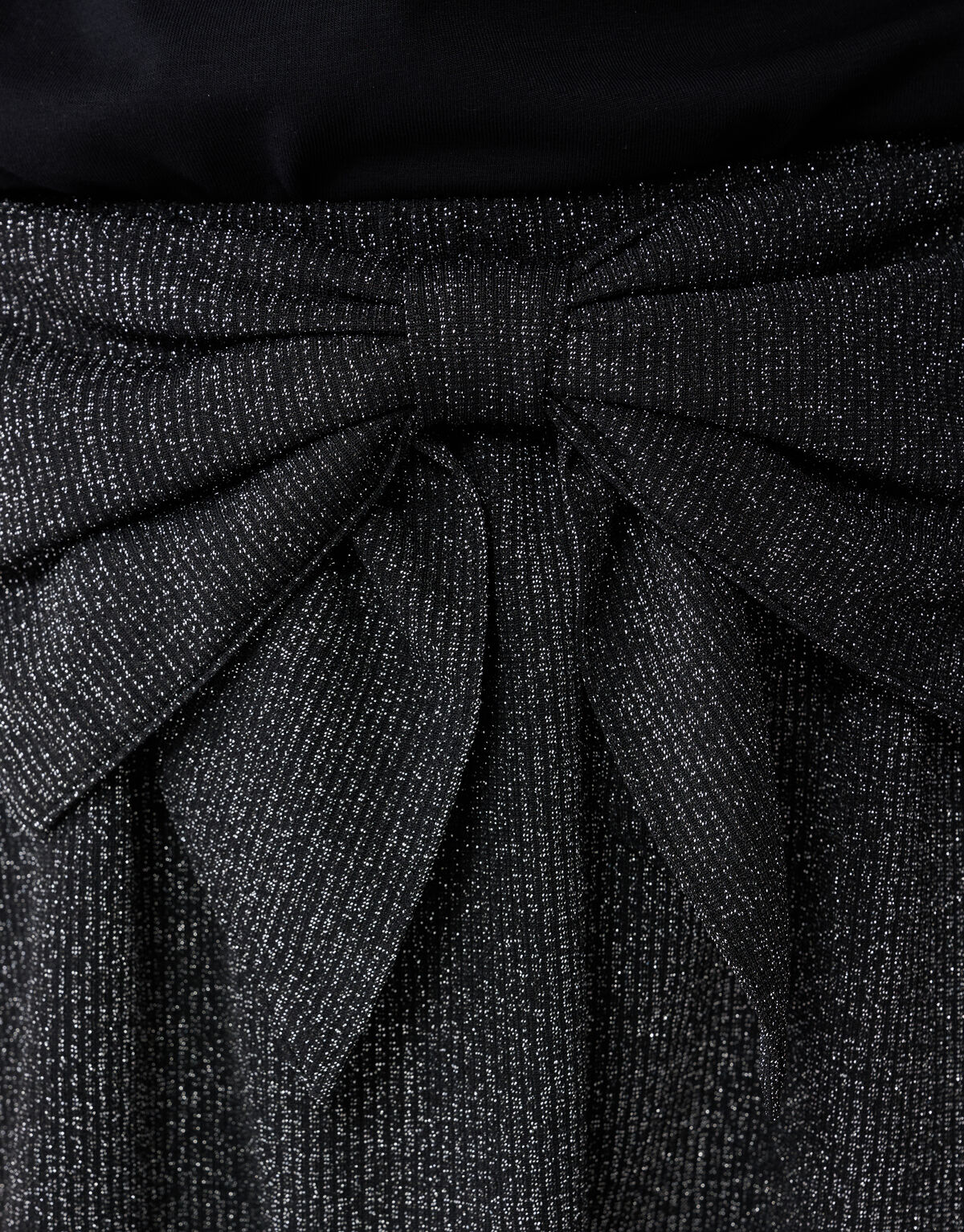 Minirock mit Glitzerschleife in Schwarz SHOEBY GIRLS