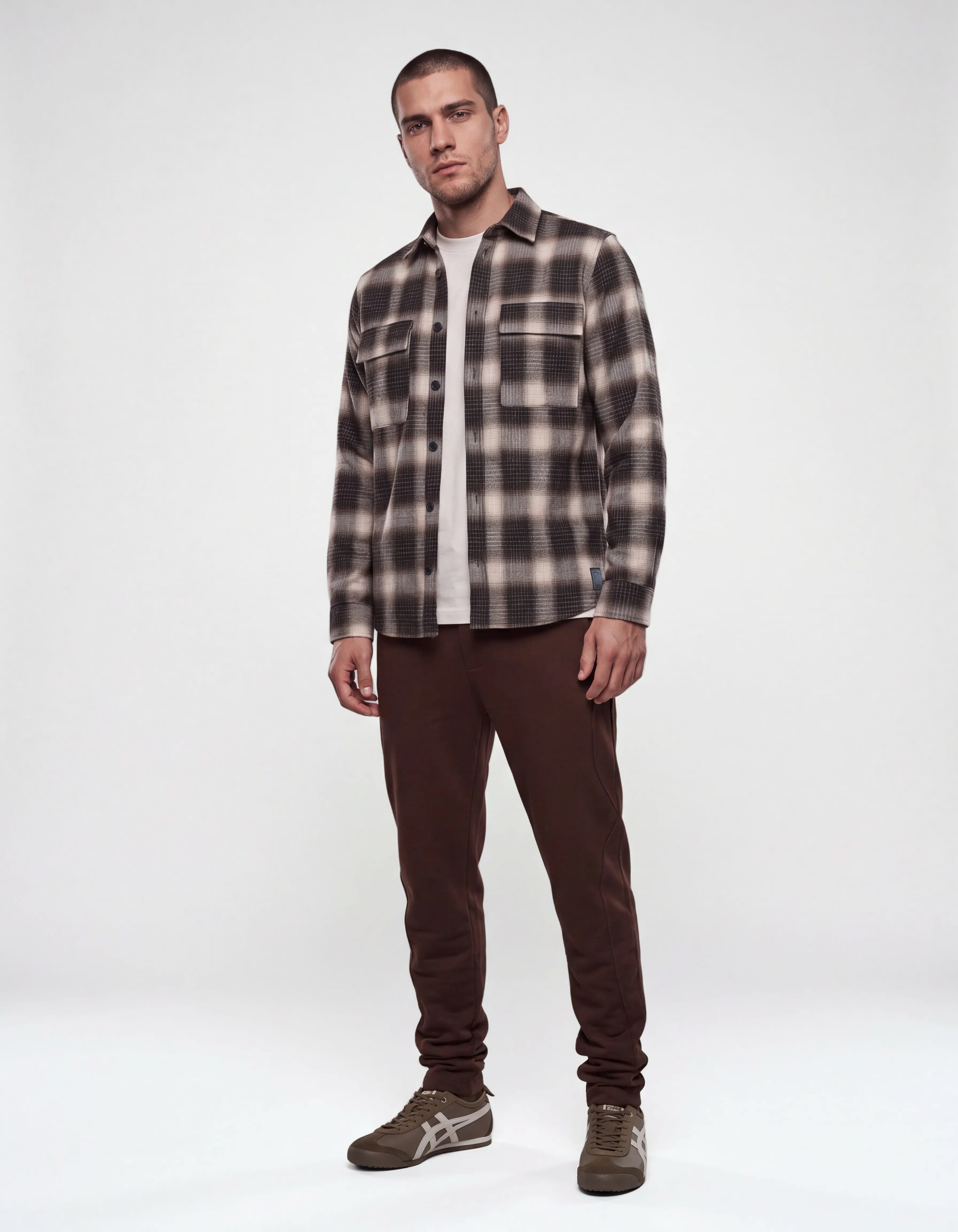 Hemd mit Karomuster in Relaxed Fit Dunkelbraun SHOEBY MEN