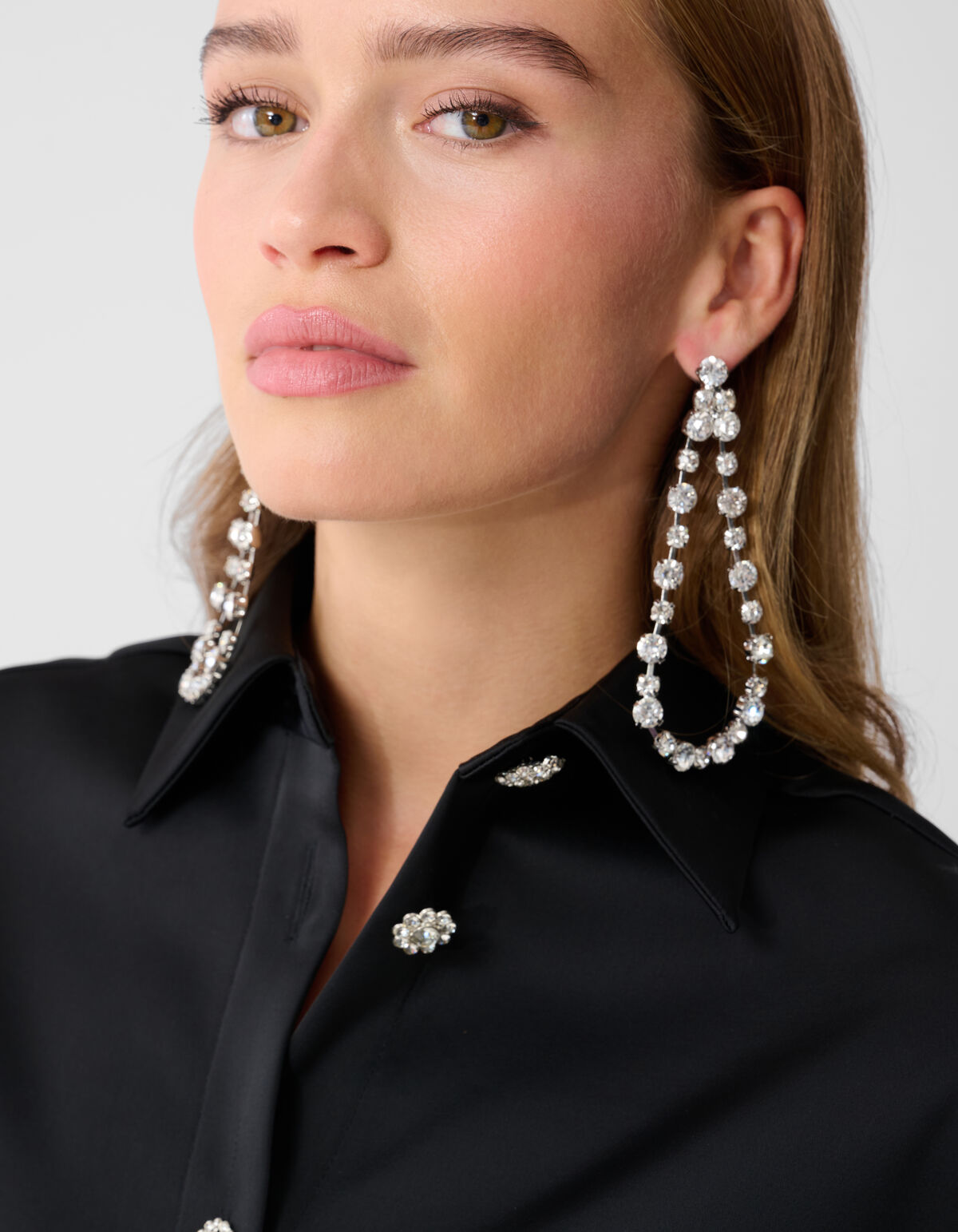 &Uuml;bergro&szlig;e Satinbluse Schwarz von Monica SHOEBY WOMEN