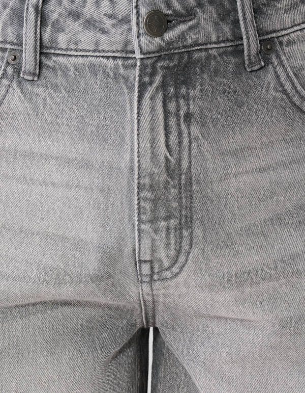 Relaxed Fit Denim Shorts Grau SHOEBY MEN
