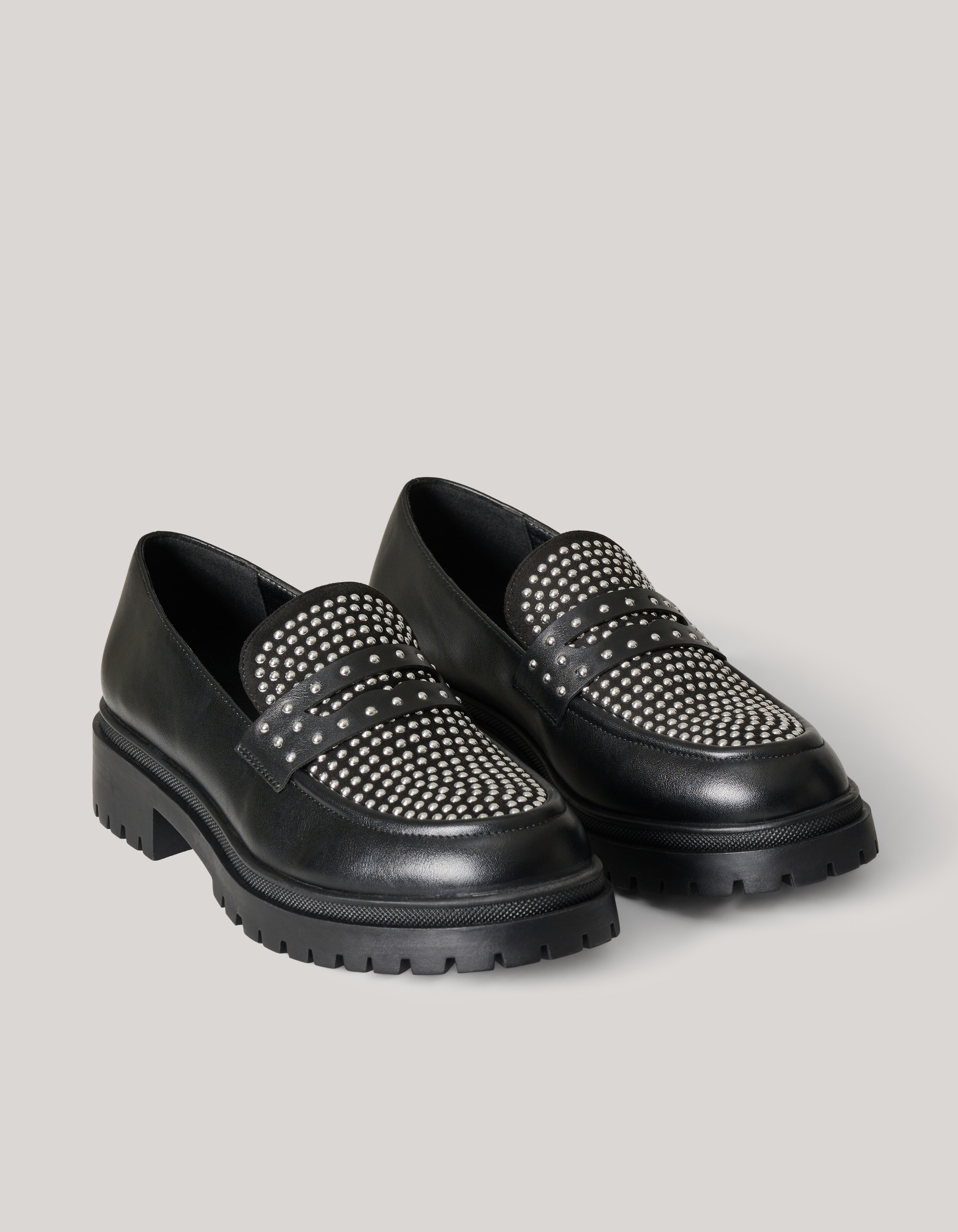 Nieten-Loafer Schwarz SHOEBY SHOES