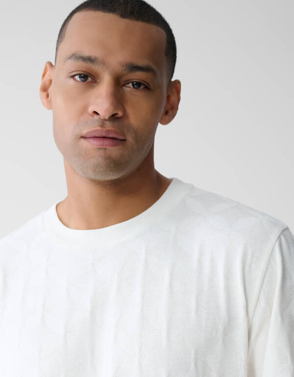 Jacquard Spark Logo T-Shirt Off-White SHOEBY MEN