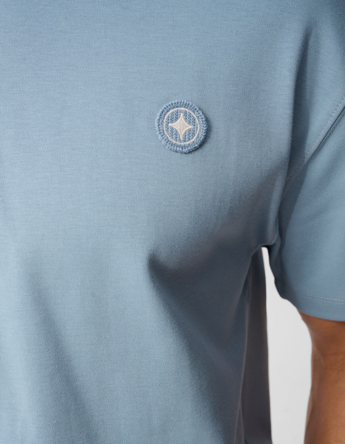 Besticktes T-Shirt Hellblau SHOEBY MEN