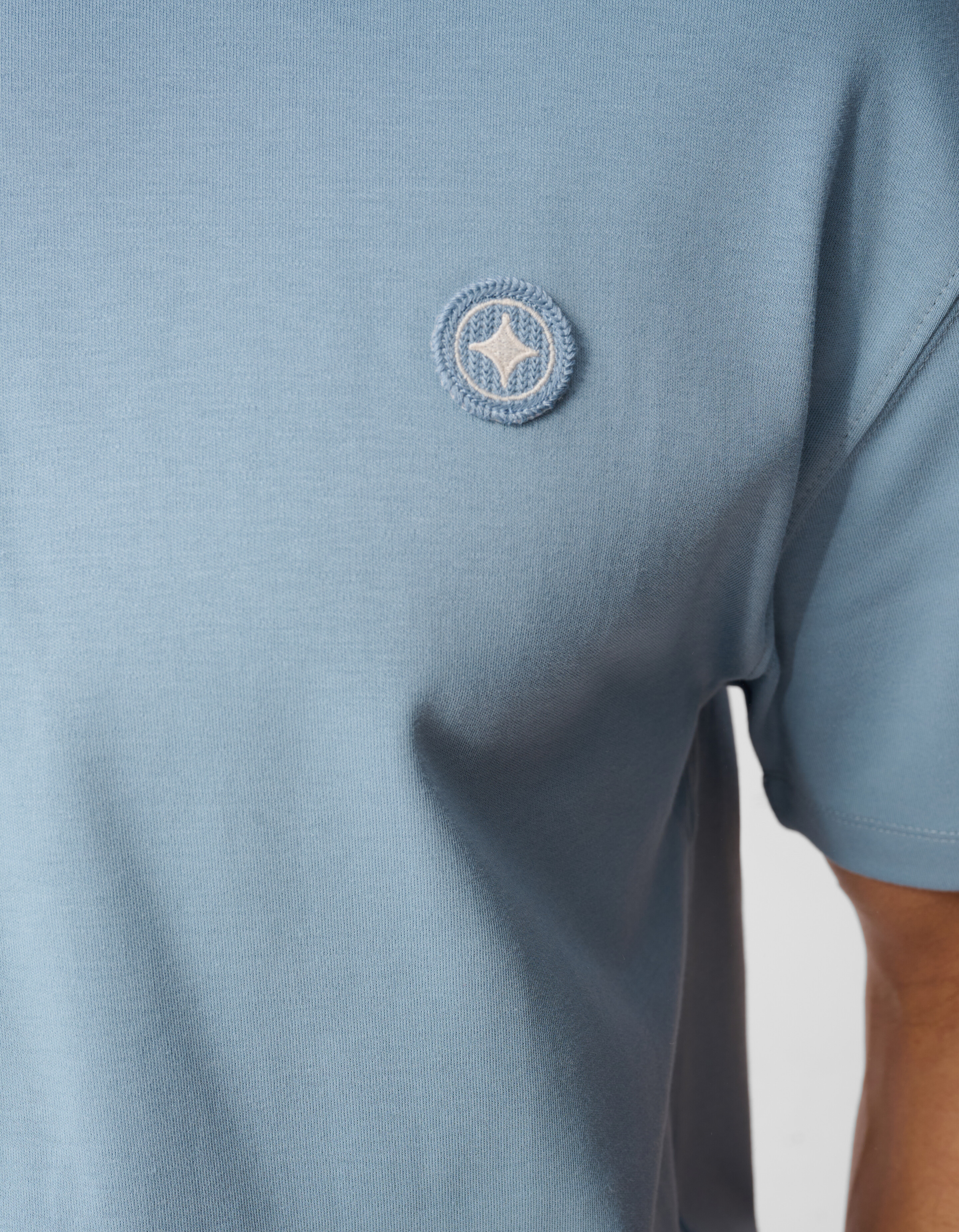 Besticktes T-Shirt Hellblau SHOEBY MEN