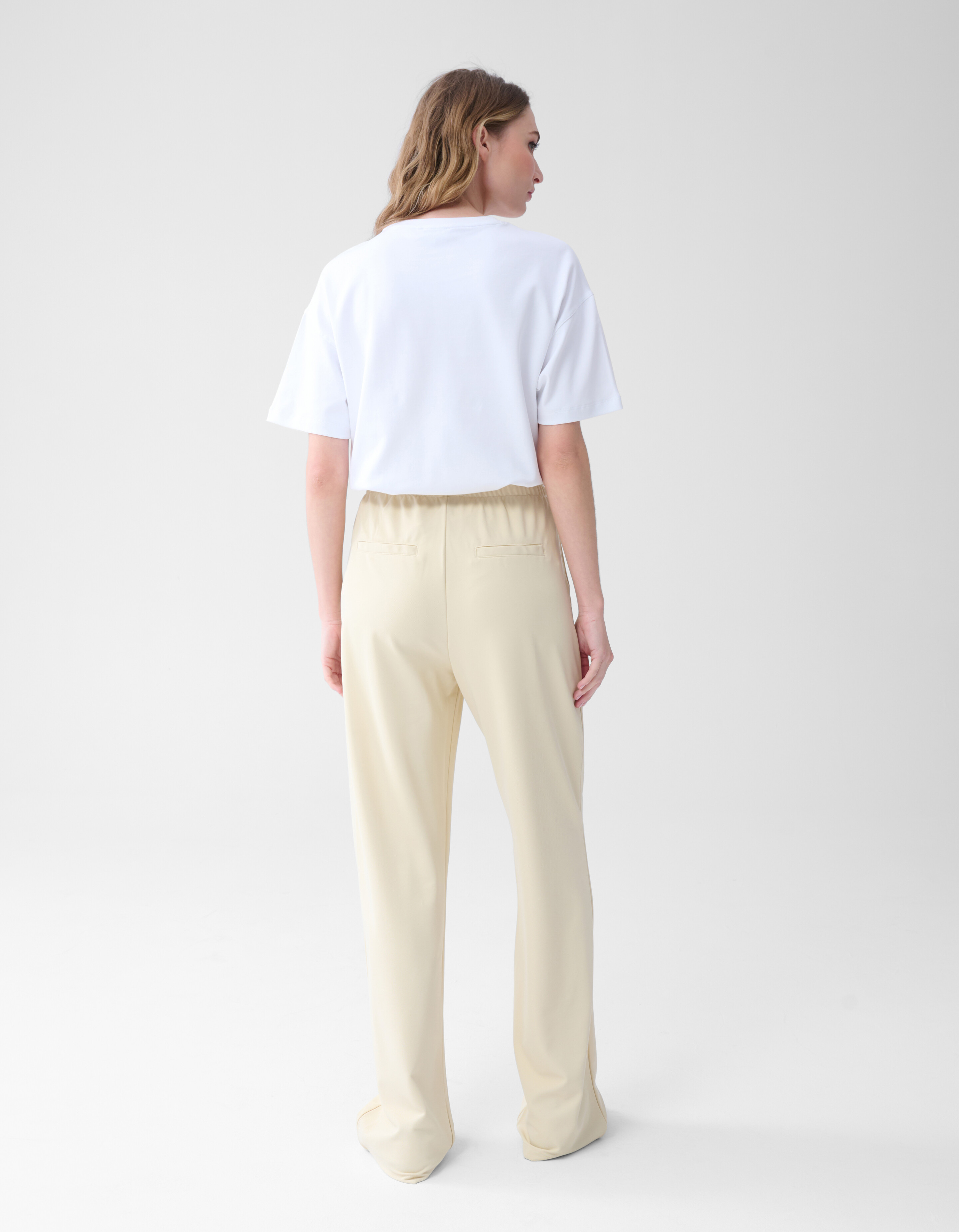 Basic Hose mit weitem Bein Off White SHOEBY WOMEN
