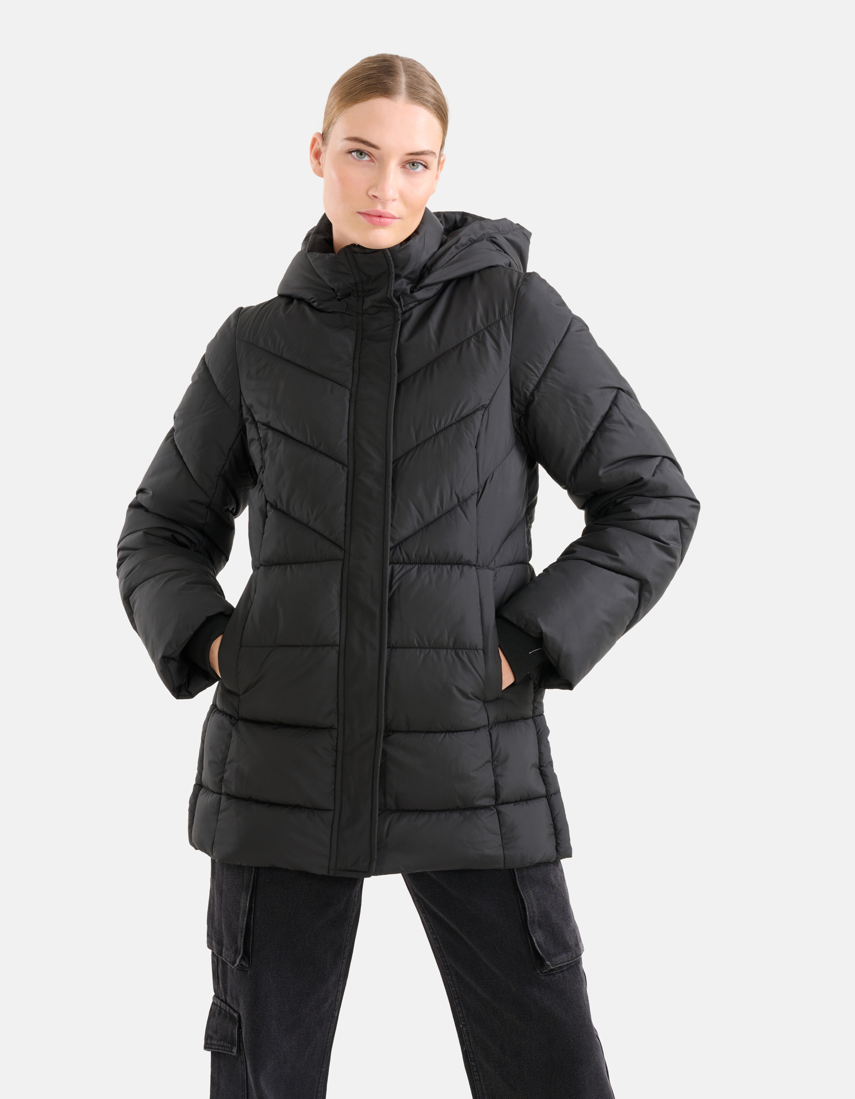 Diagonale Pufferjacke Schwarz SHOEBY WOMEN