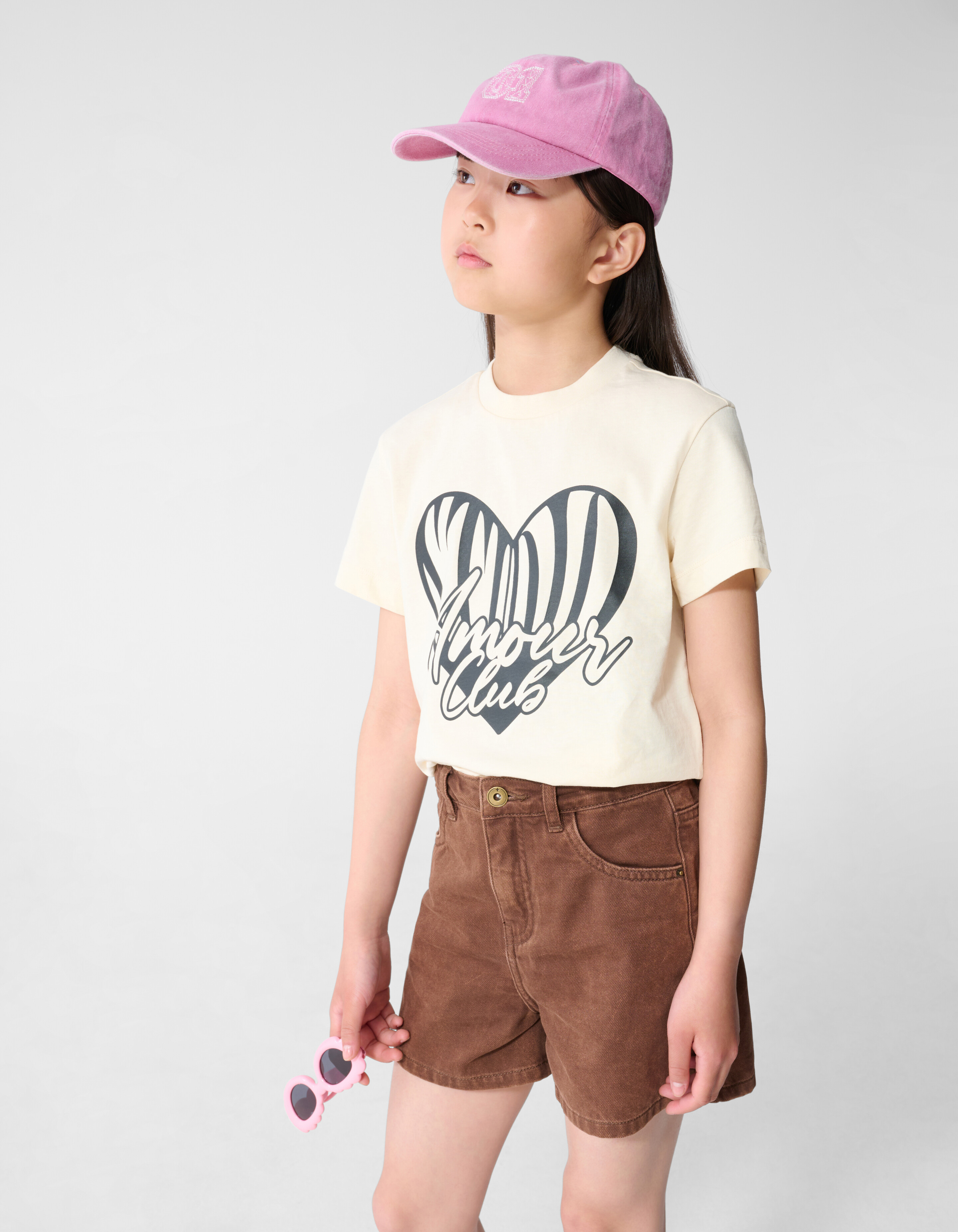Heart Club Artwork T-Shirt in gebrochenem Wei&szlig; SHOEBY GIRLS