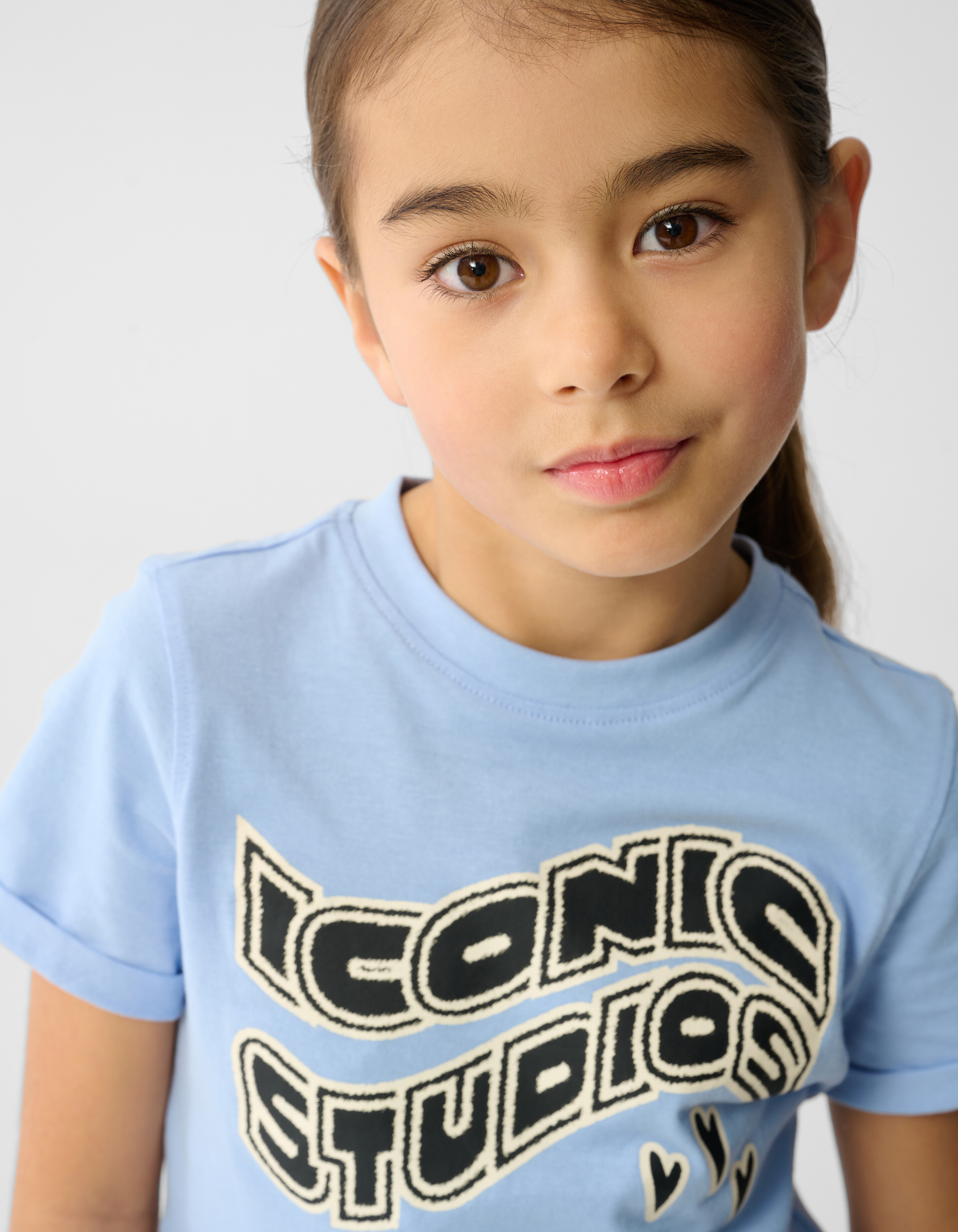 Iconic Studios Artwork T-Shirt Hellblau SHOEBY GIRLS