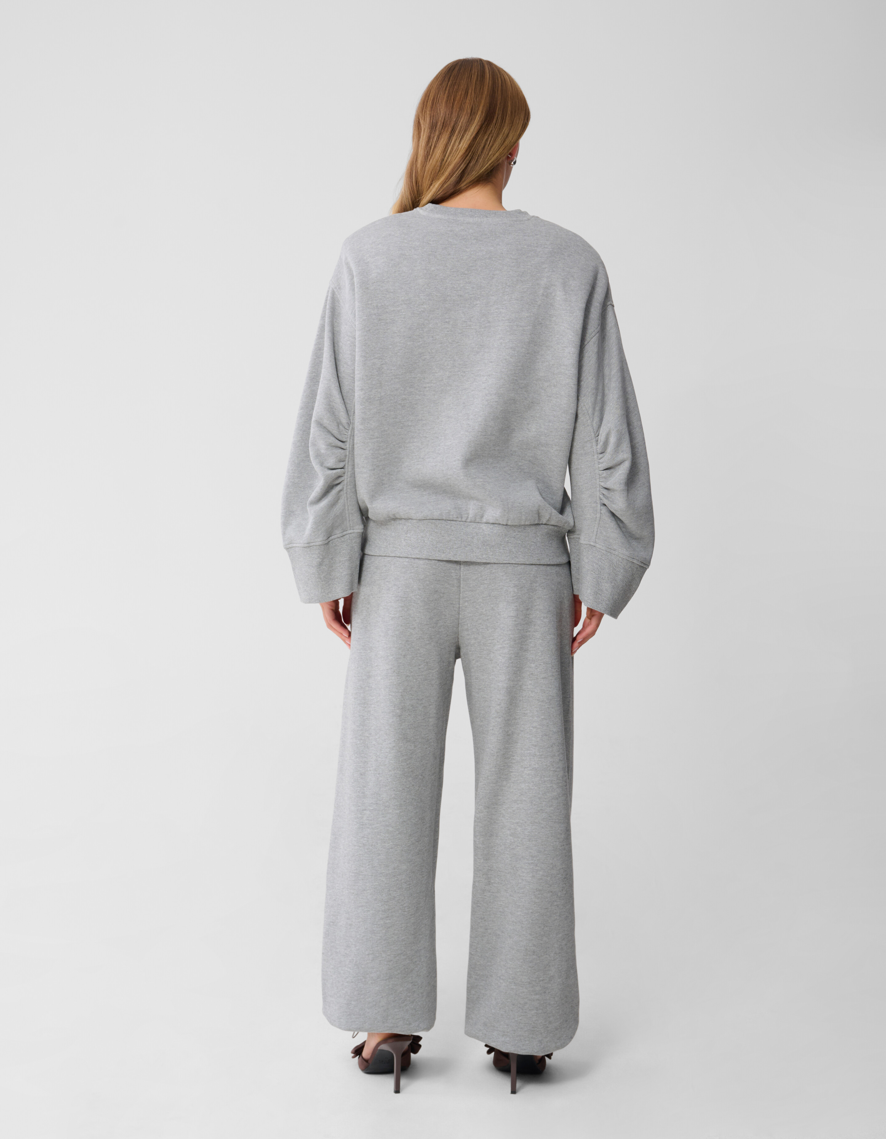 Oversized Pullover Hellgrau von Monica SHOEBY WOMEN