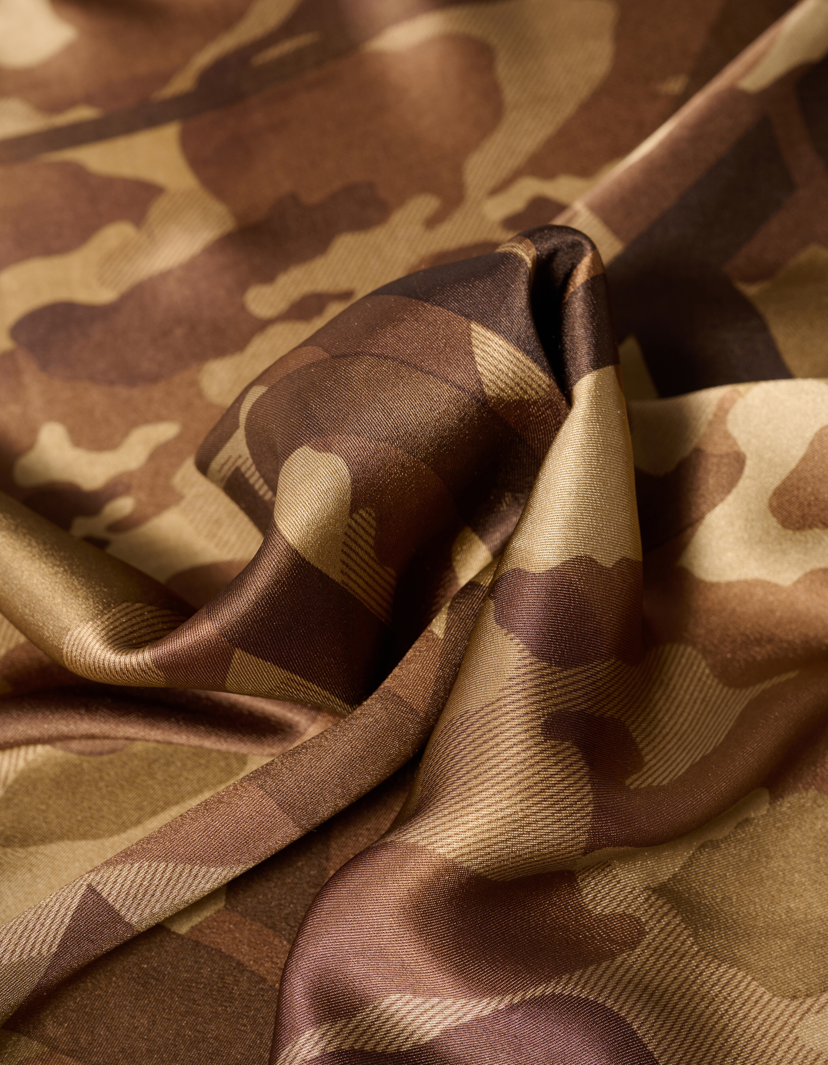 Satin-Camouflage-Schal Braun SHOEBY ACCESSOIRES