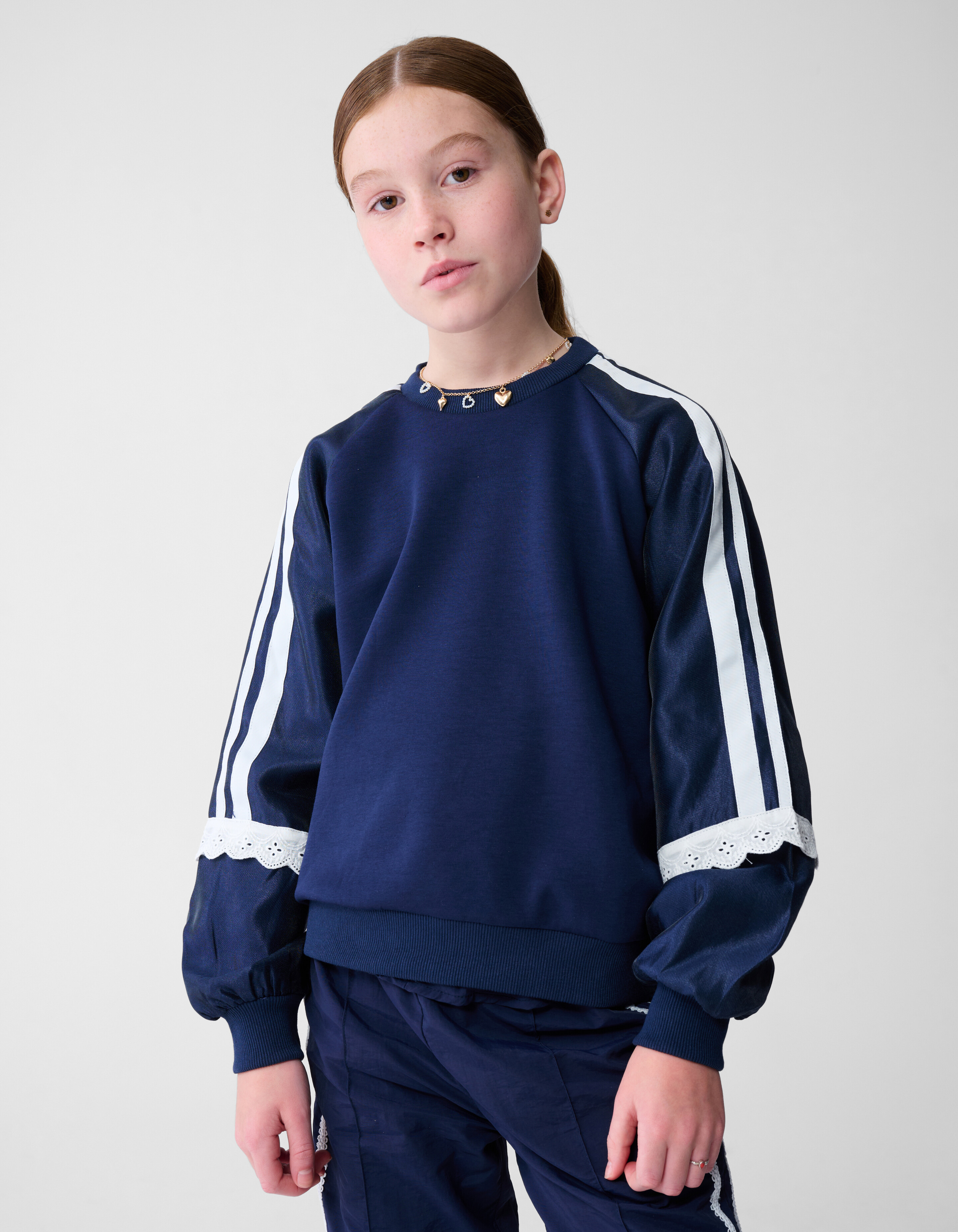 Satin-Spitzenpullover, Dunkelblau SHOEBY GIRLS