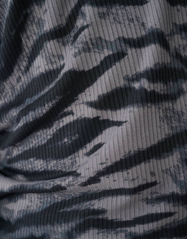 Tigerprint Rib Jersey Top Dunkelgrau SHOEBY WOMEN