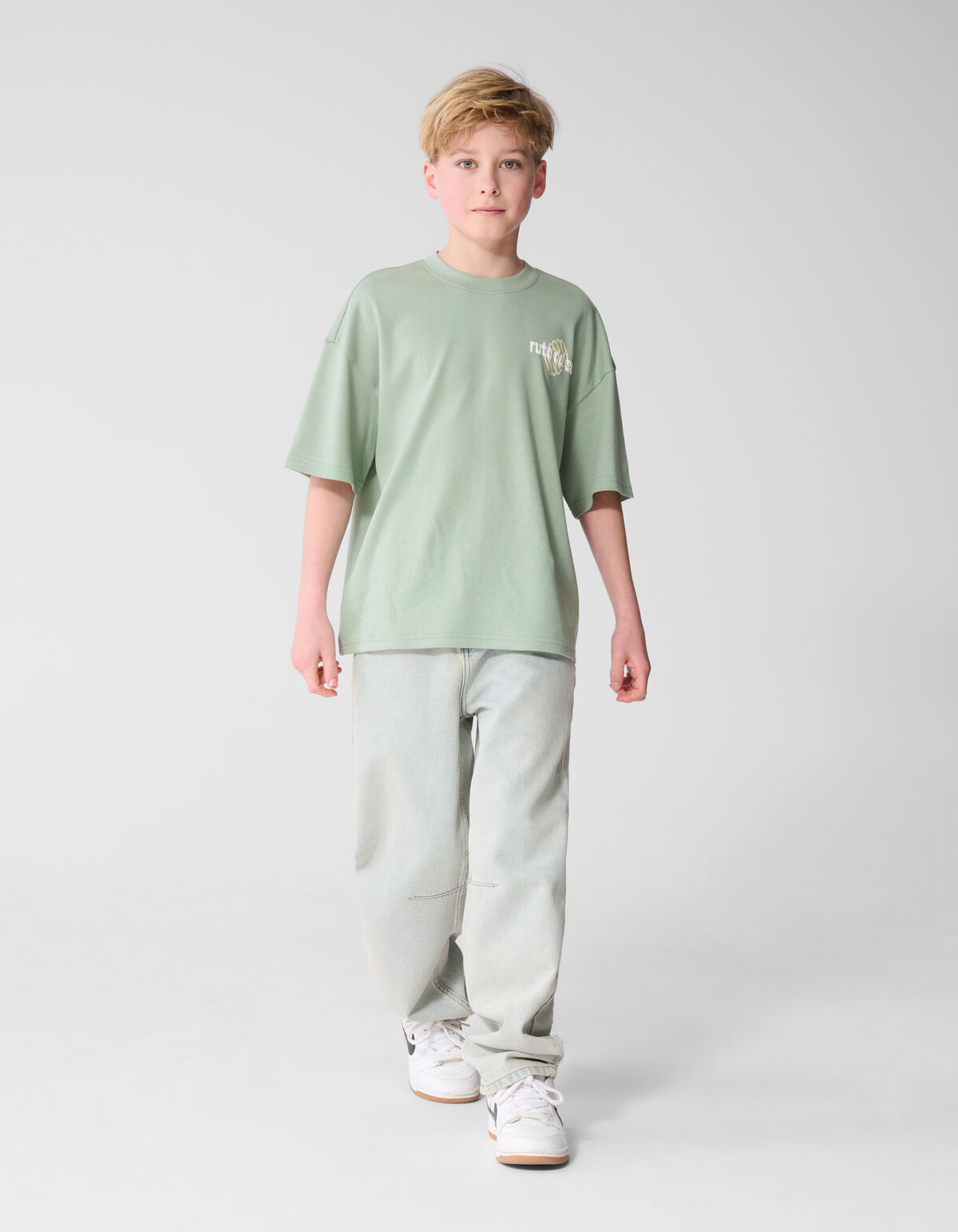 Del Sol Artwork T-Shirt Hellgr&uuml;n SHOEBY BOYS