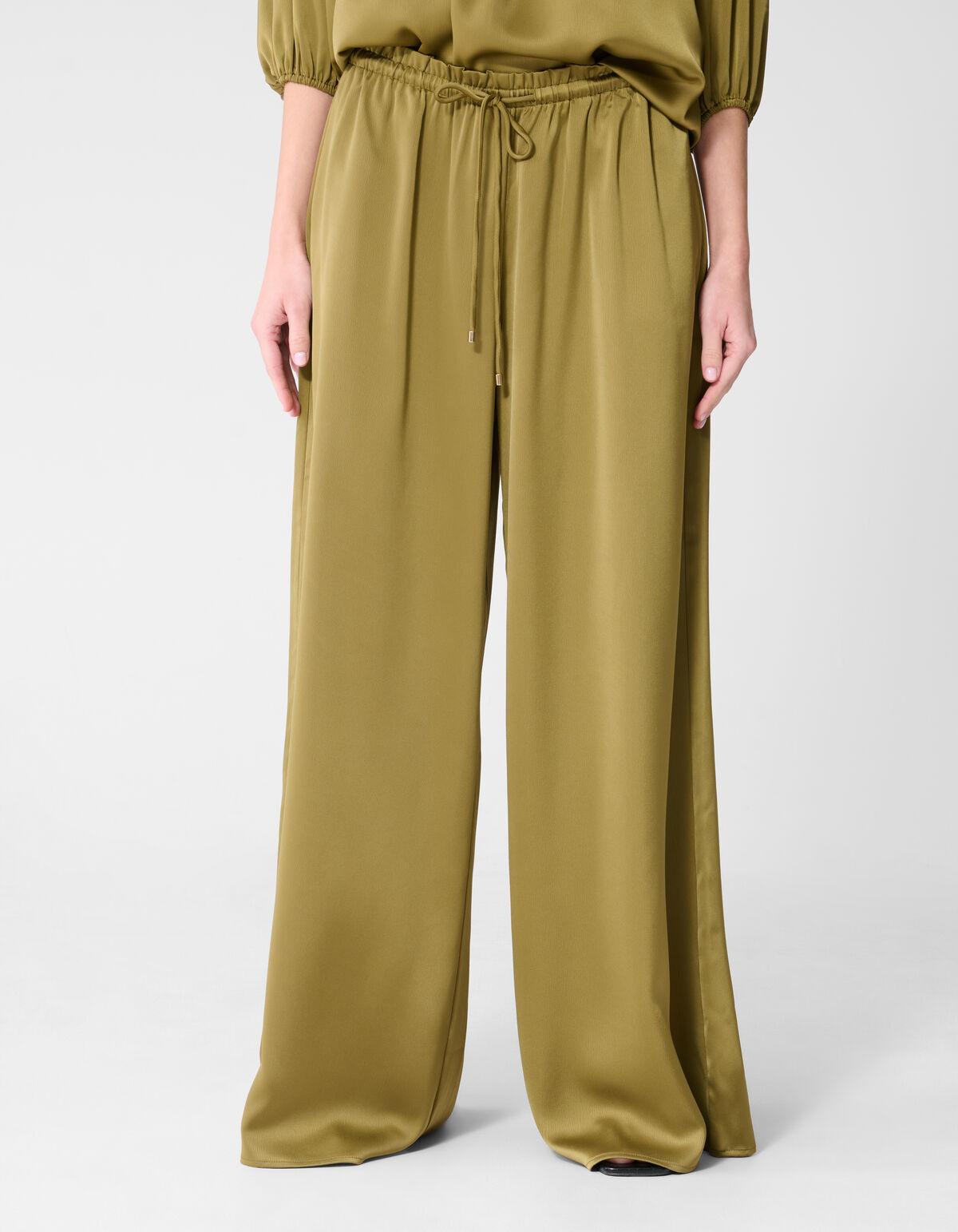 Satin Locker Sitzende Hose Gr&uuml;n SHOEBY WOMEN