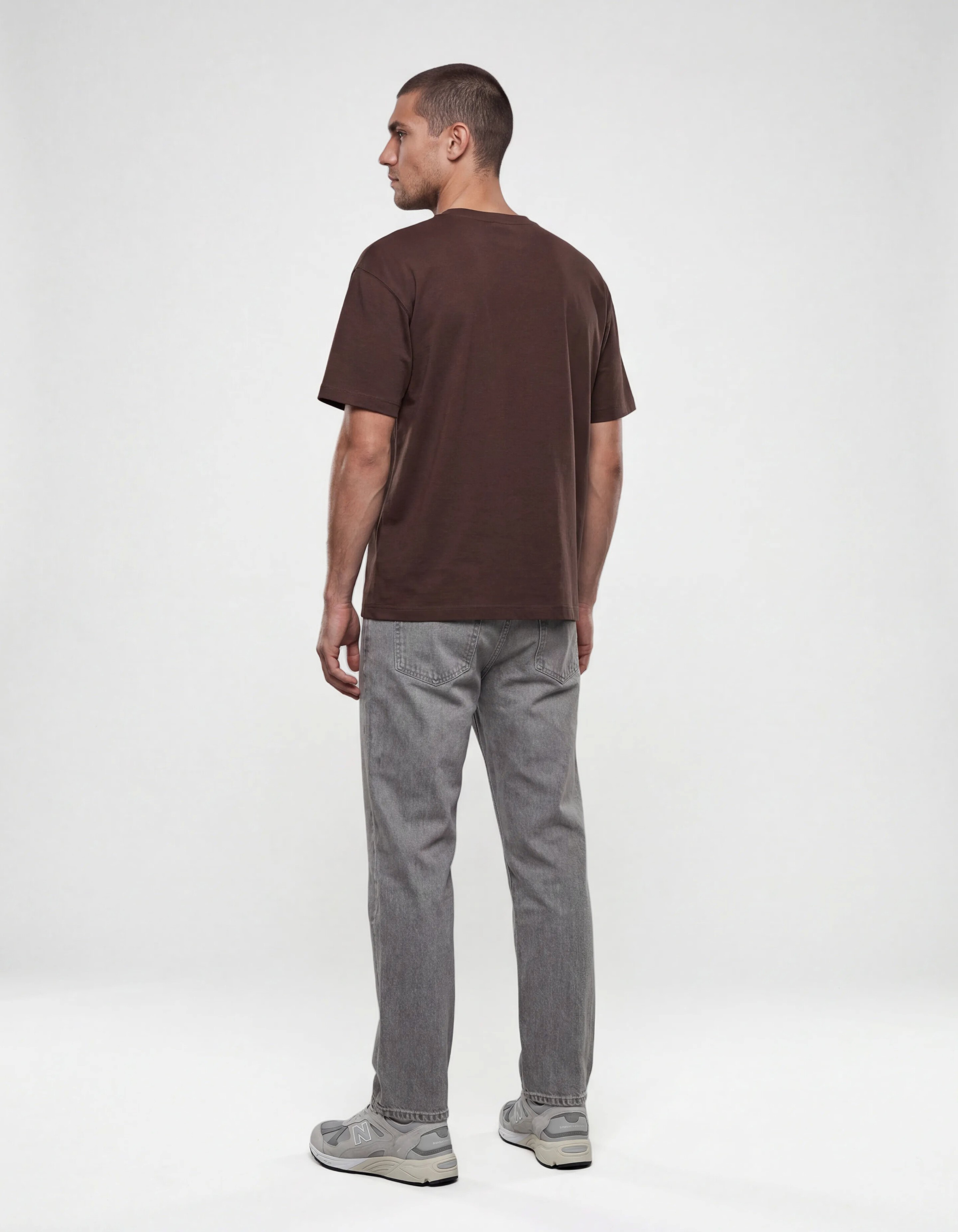 Basis Label T-shirt Donkerbruin SHOEBY MEN