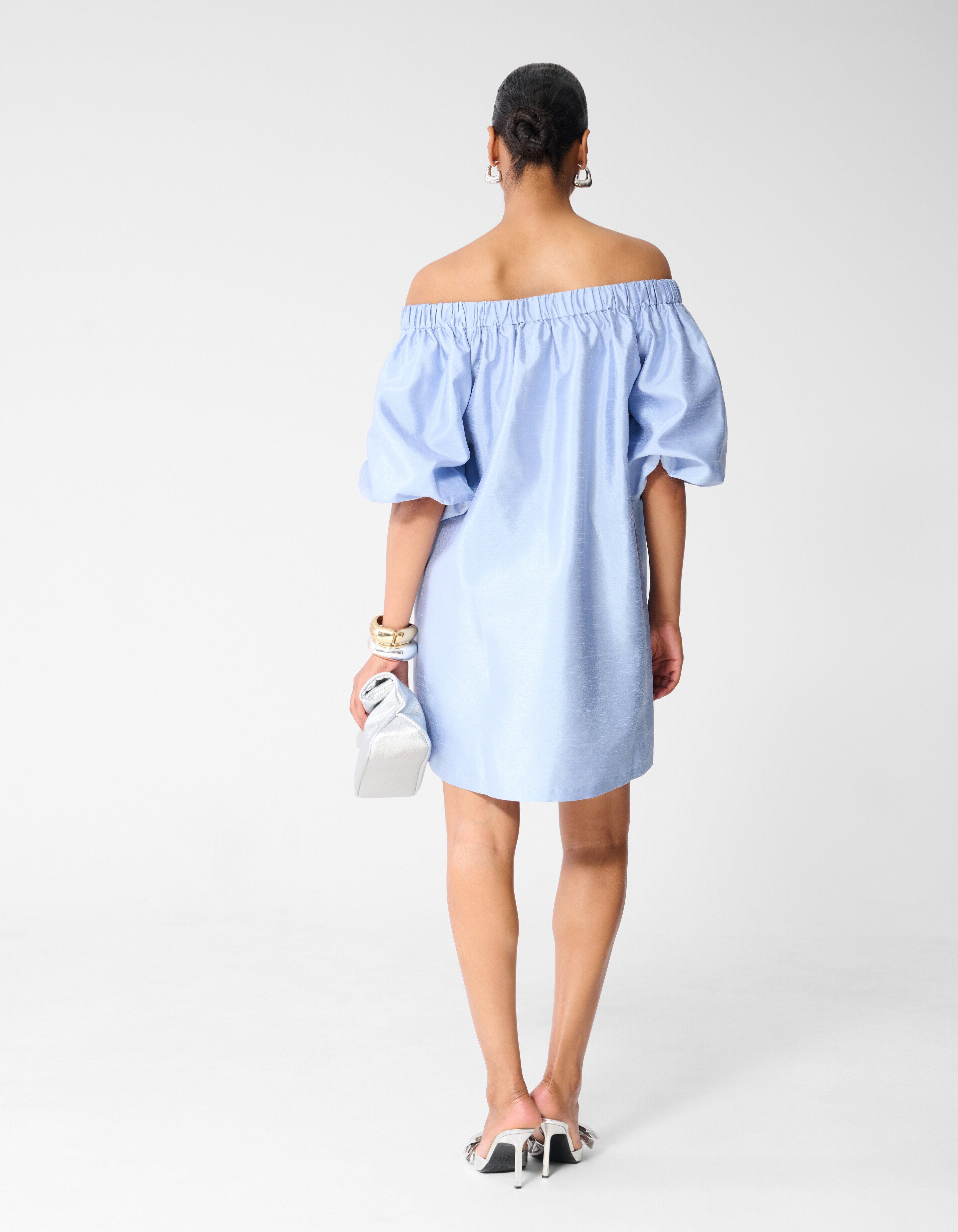 Gl&auml;nzendes Off-Shoulder Mini Kleid Hellblau SHOEBY WOMEN