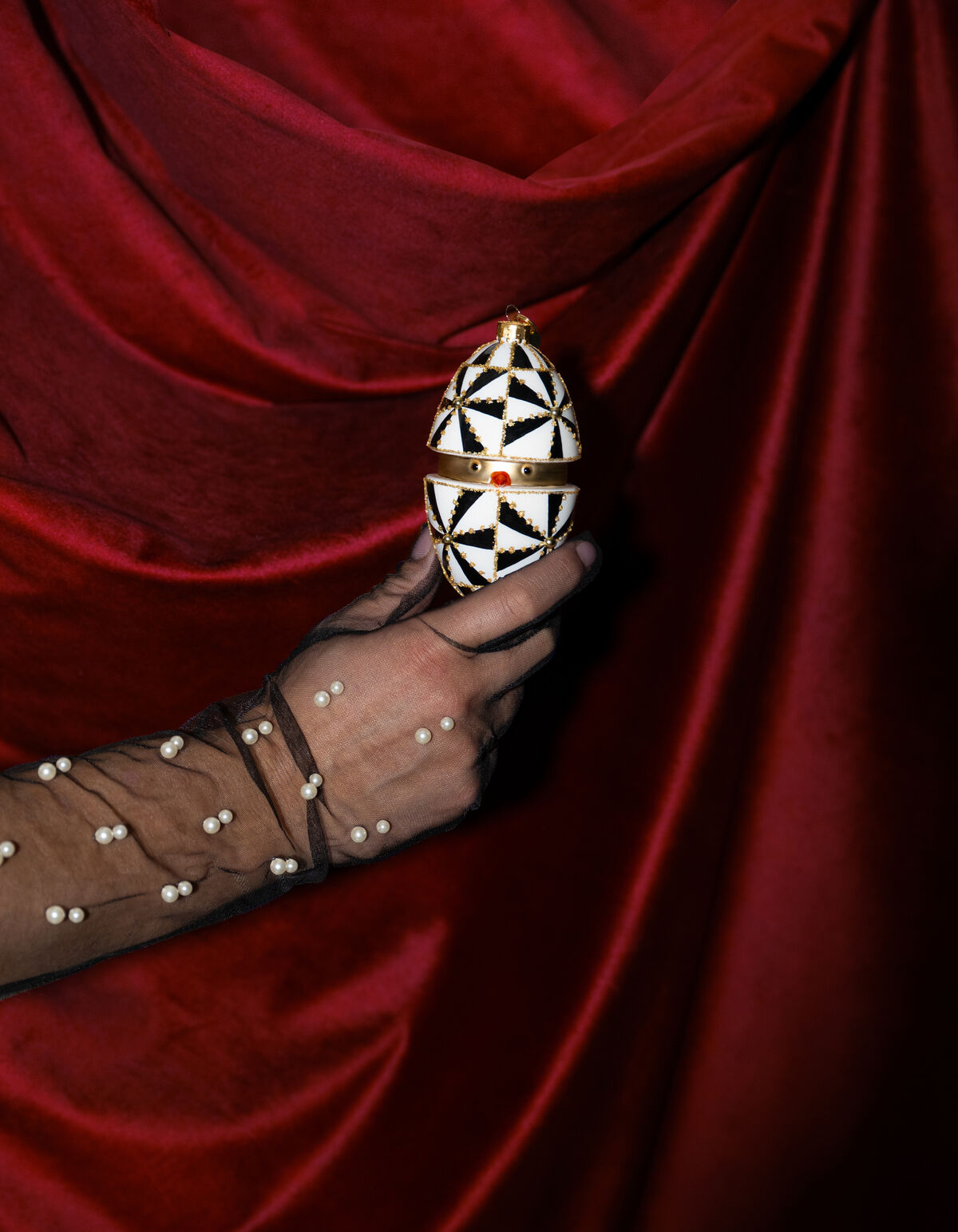 Eier-Weihnachtskugel Schwarz/Wei&szlig; von Fred SHOEBY ACCESSOIRES