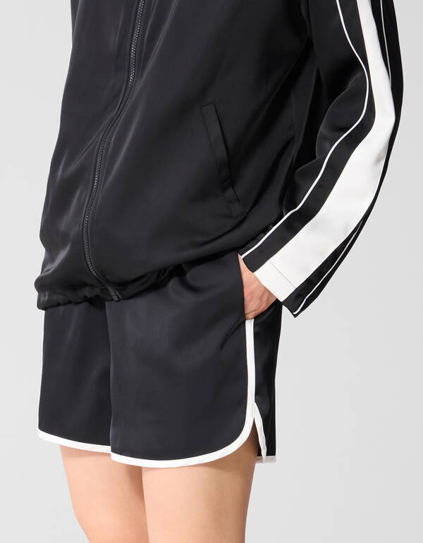 Satin Shorts Schwarz von Monica SHOEBY WOMEN