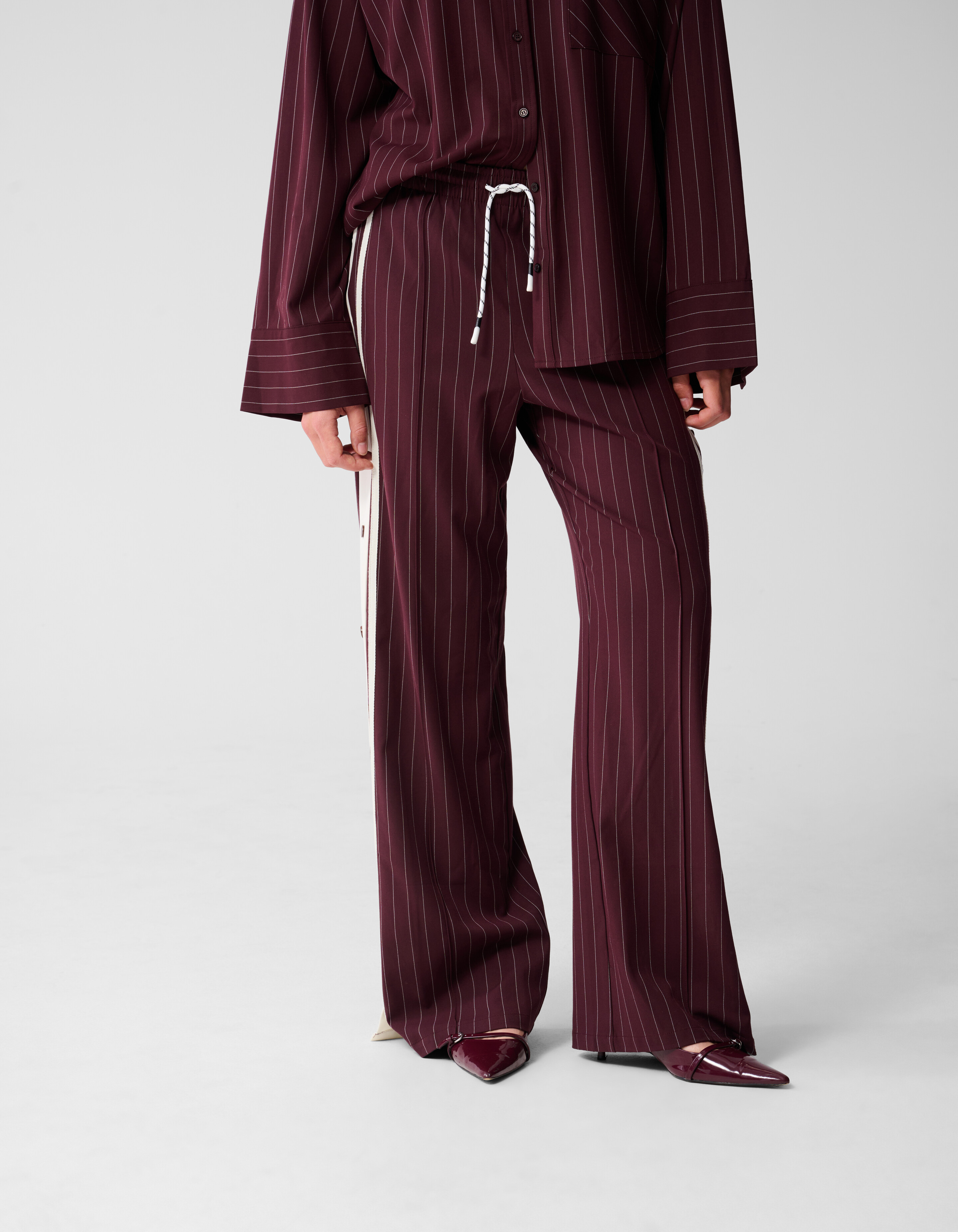 Nadelstreifen-Hose mit weitem Bein Dunkelrot SHOEBY WOMEN