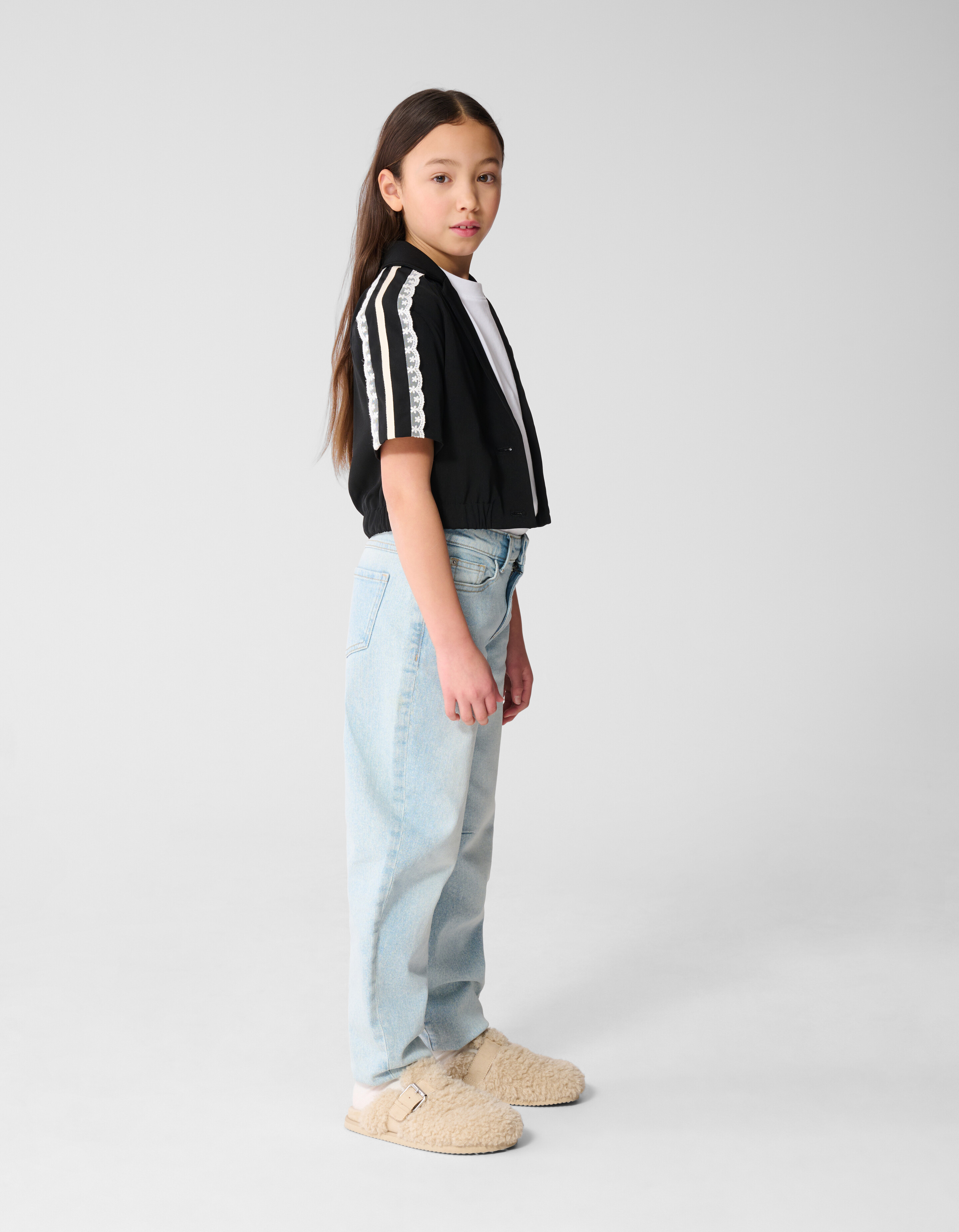 Gek&uuml;rzter Kantenblazer Schwarz SHOEBY GIRLS