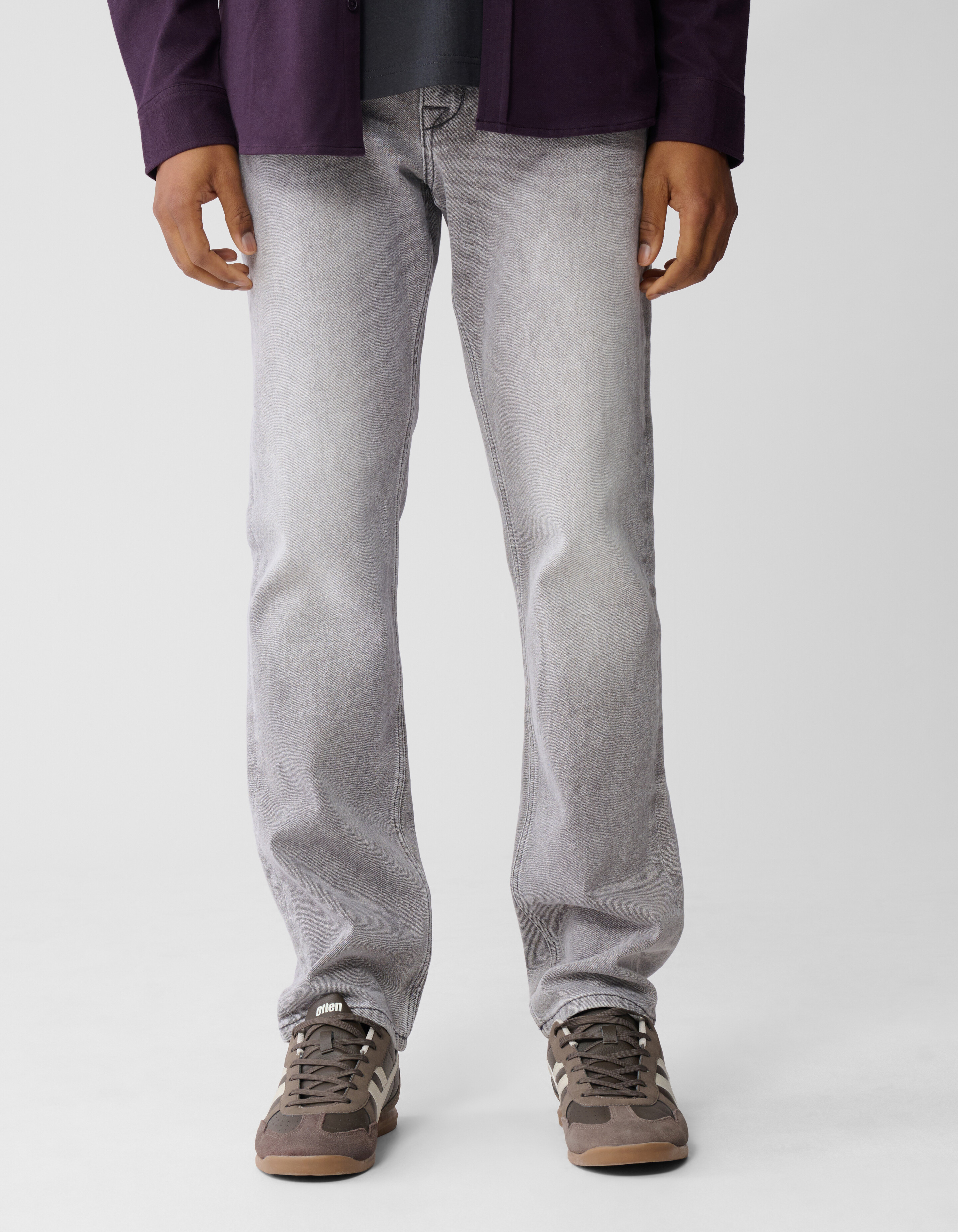Straight Fit Jeans Grau L34 SHOEBY MEN