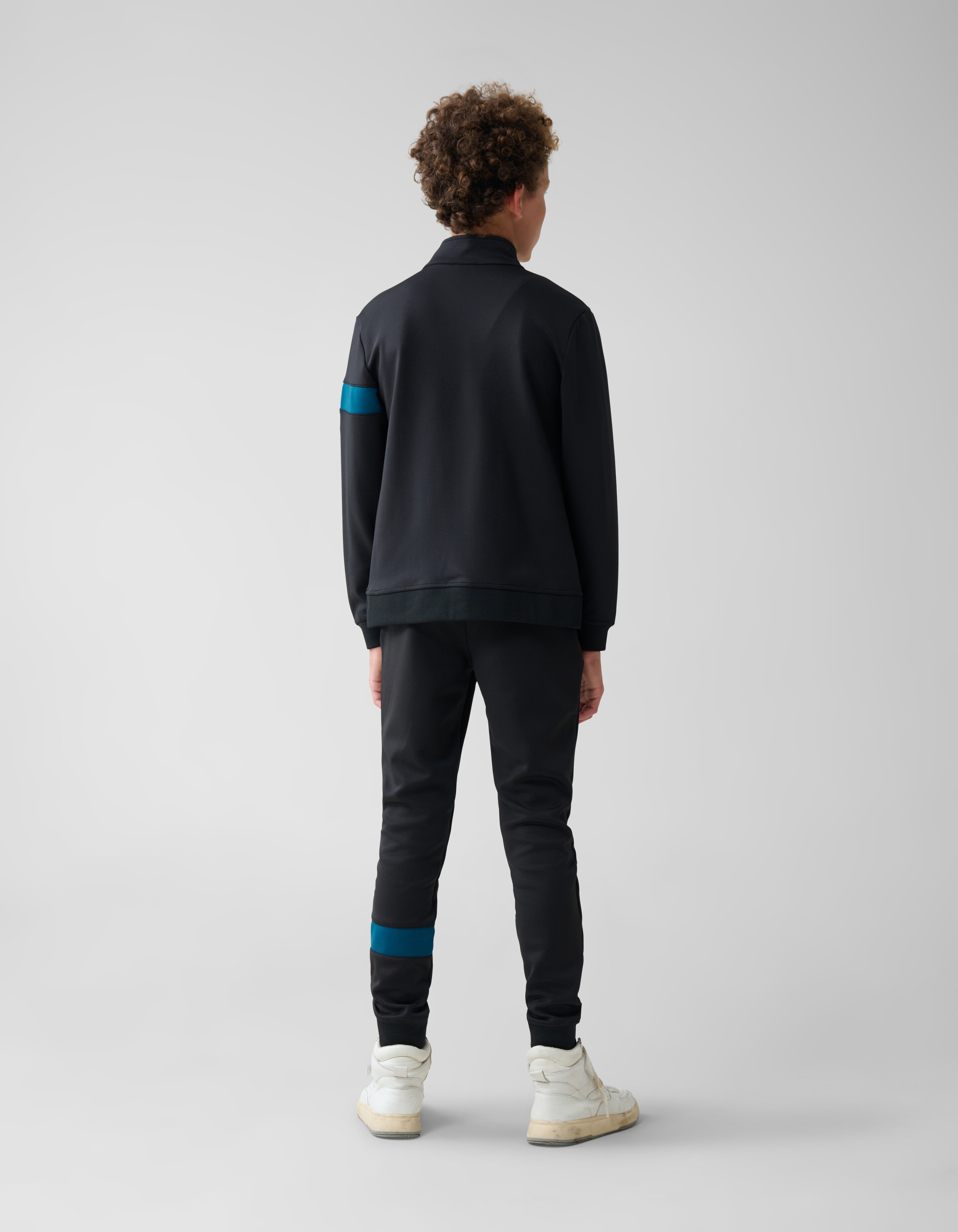 Label Strickjacke Schwarz SHOEBY BOYS