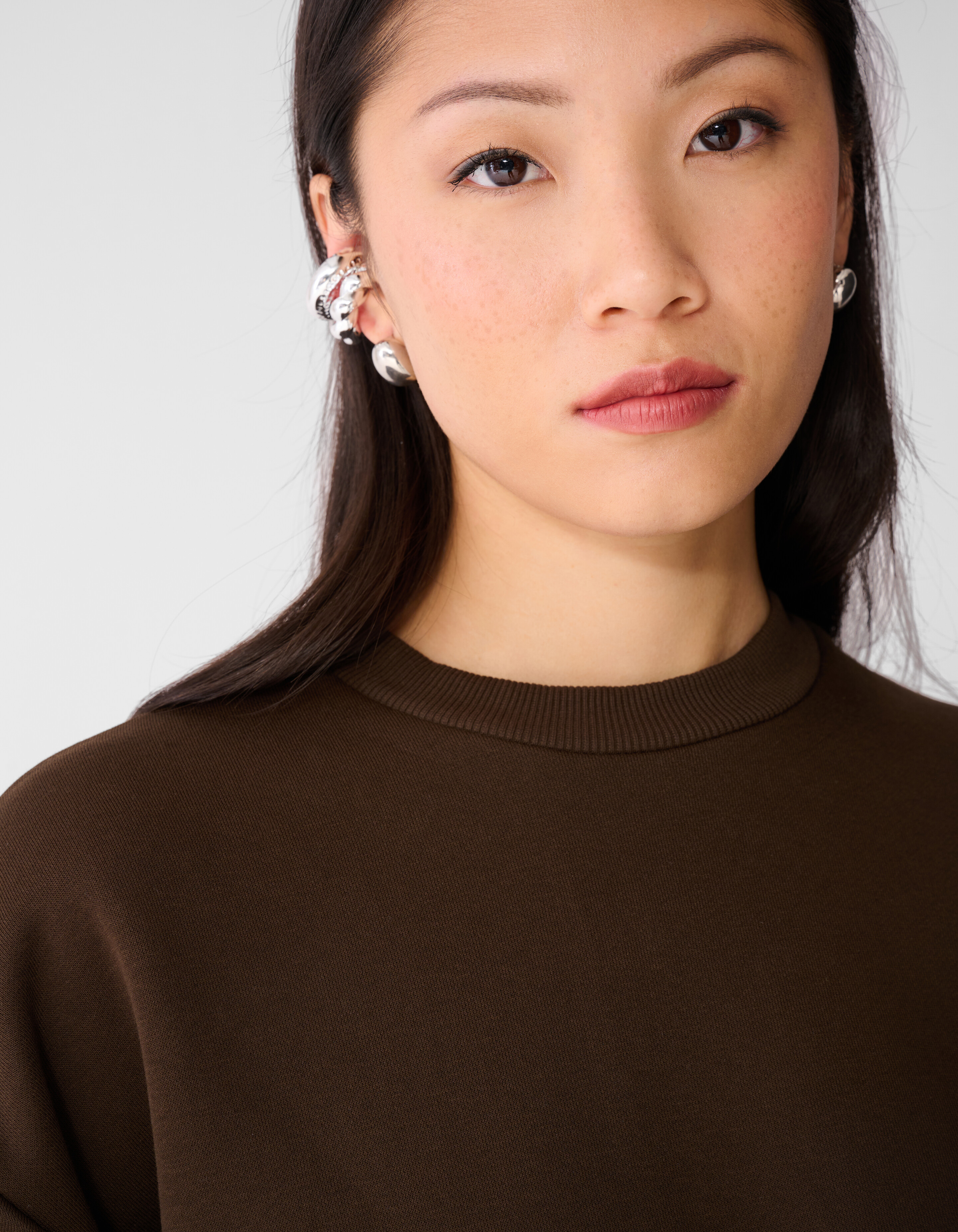 Kanten Oversized Sweater Dunkelbraun SHOEBY WOMEN