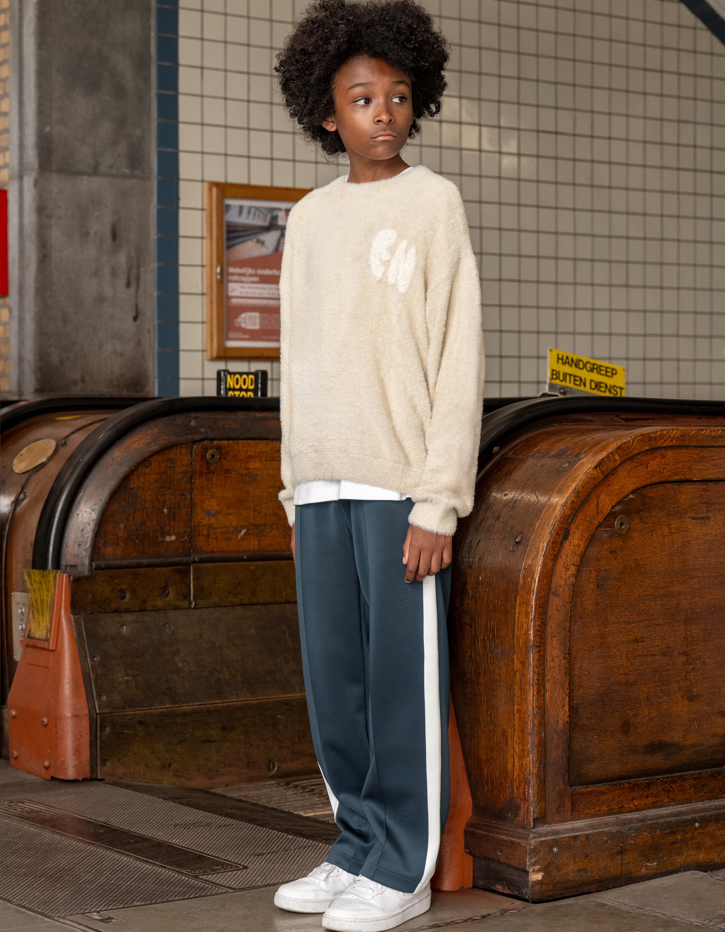 Sportliche Hose Dunkelgrün SHOEBY BOYS