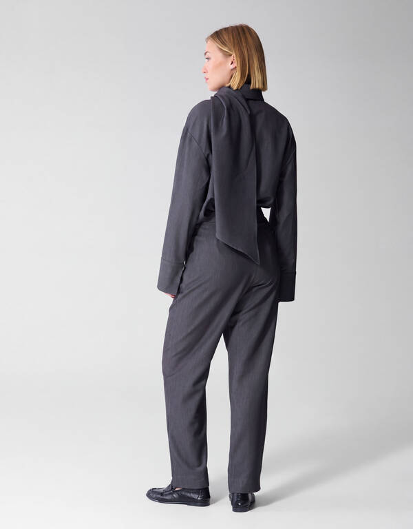 Oversized Tailored Bluse in Dunkelgrau By SHOEBY WOMEN