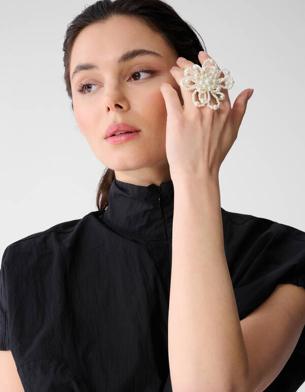 Aussage Perlenblumen-Ring Gebrochen Wei&szlig; SHOEBY ACCESSOIRES