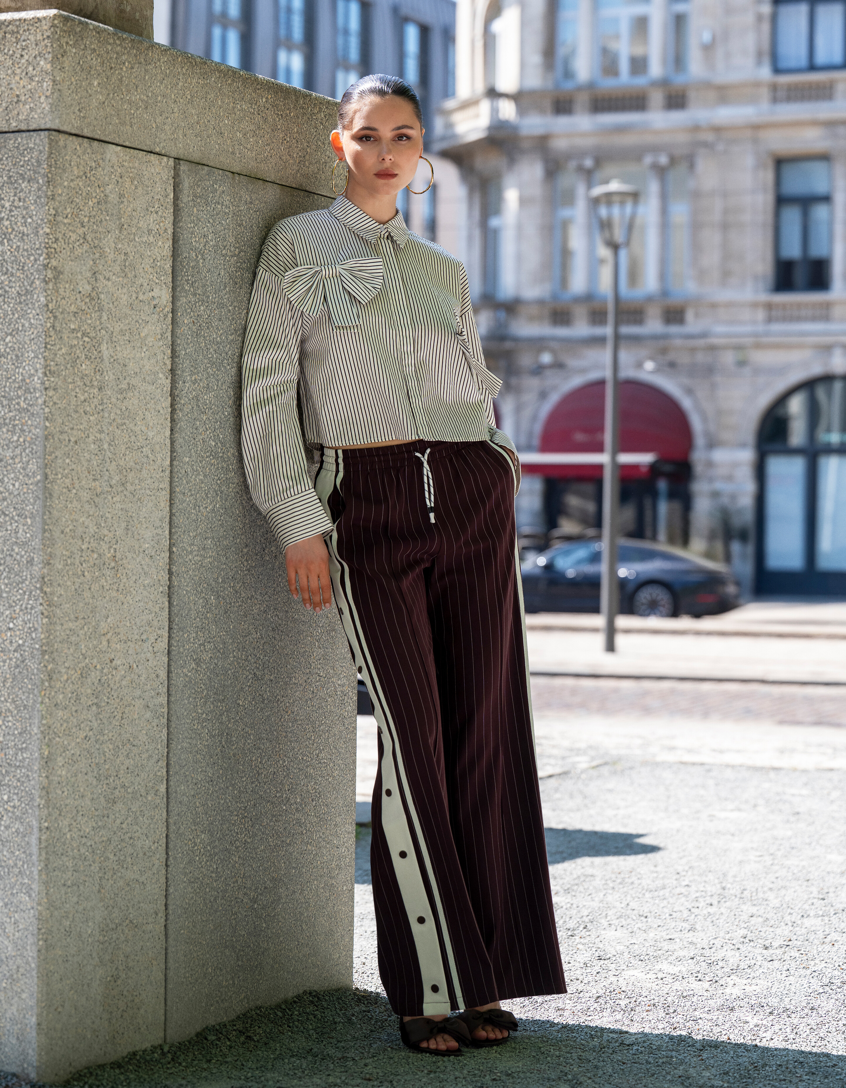 Nadelstreifen-Hose mit weitem Bein Dunkelrot SHOEBY WOMEN