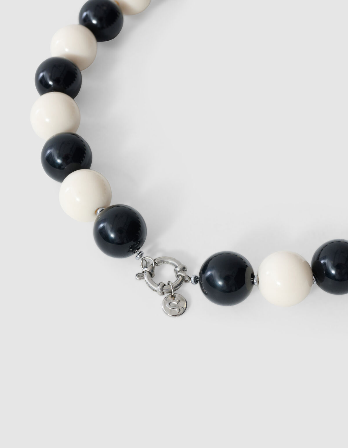 Runde Perlenkette Schwarz/Wei&szlig; SHOEBY ACCESSOIRES