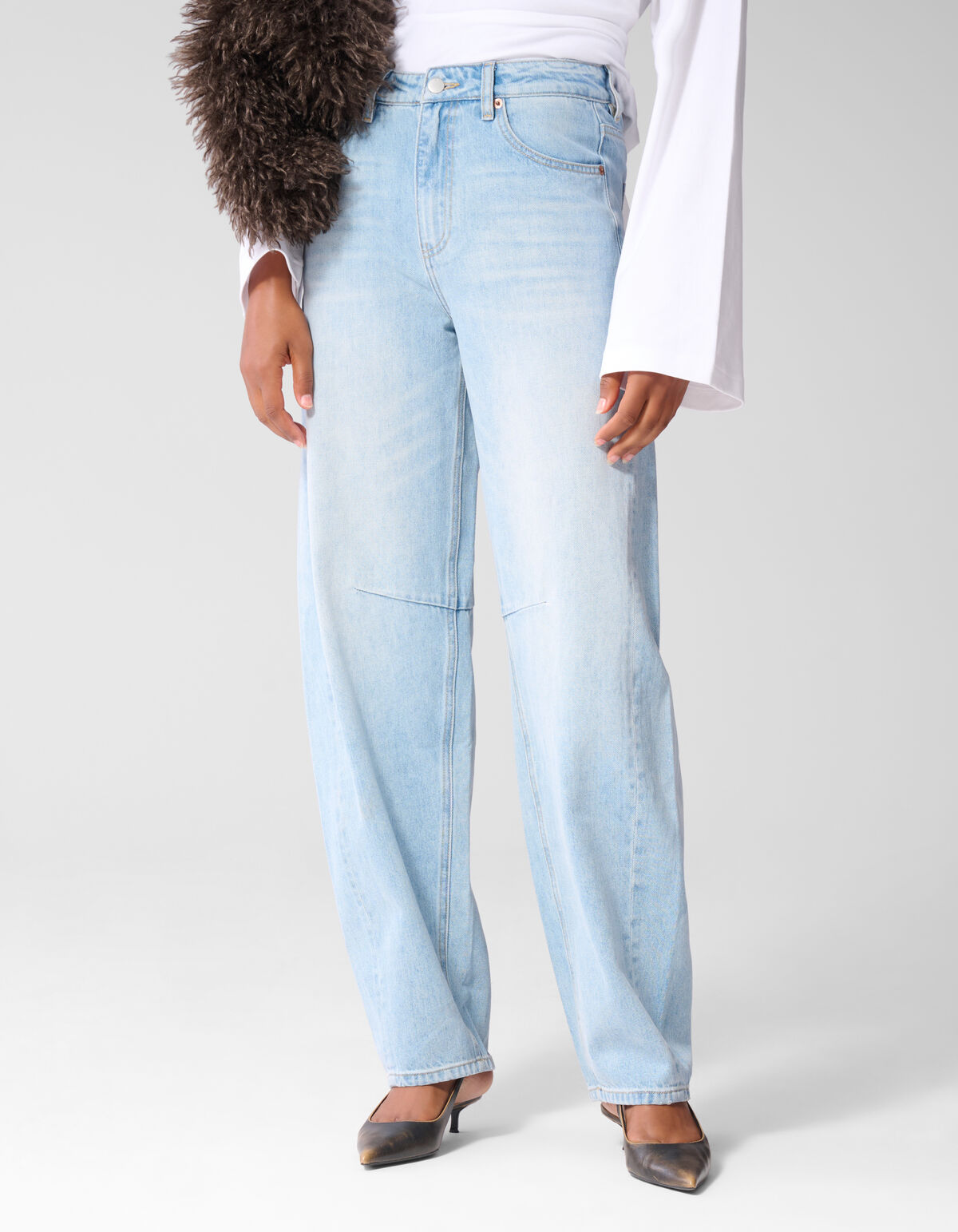 Hellblaue Jeans mit taillierter Passform SHOEBY WOMEN