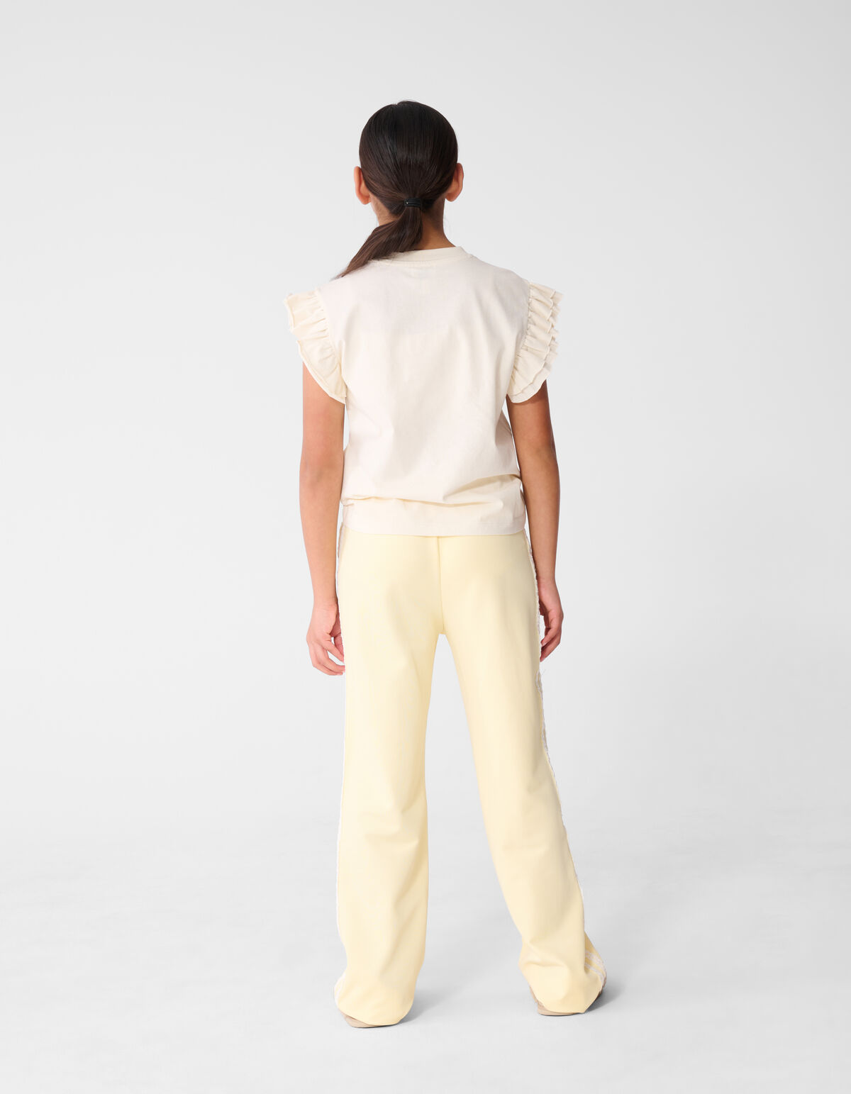 Ruffle Soleil Artwork T-Shirt Off-White SHOEBY GIRLS