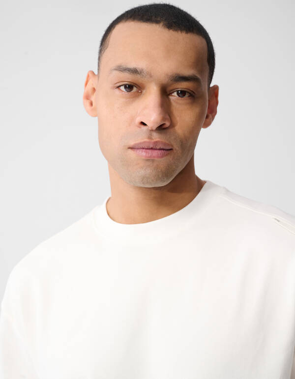 Basic Relaxed Fit T-Shirt Gebrochen Wei&szlig; SHOEBY MEN