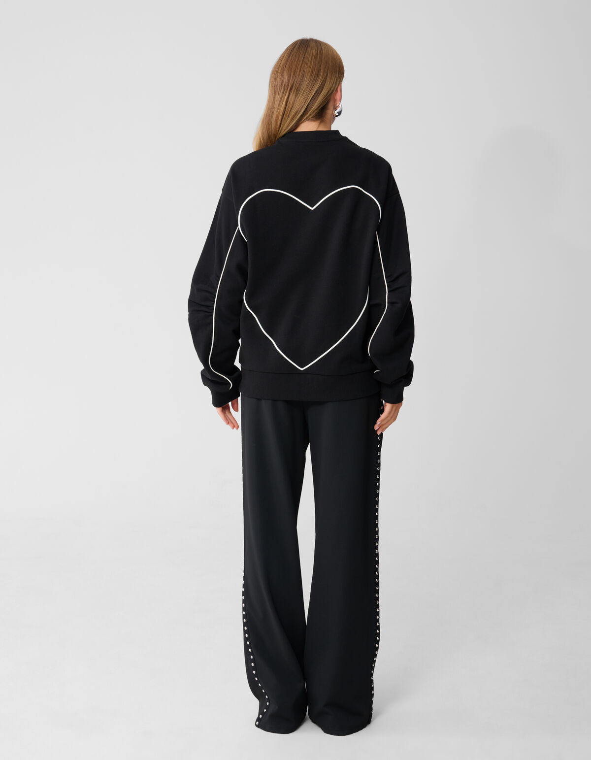 Pullover mit Herz-Artwork Schwarz SHOEBY WOMEN