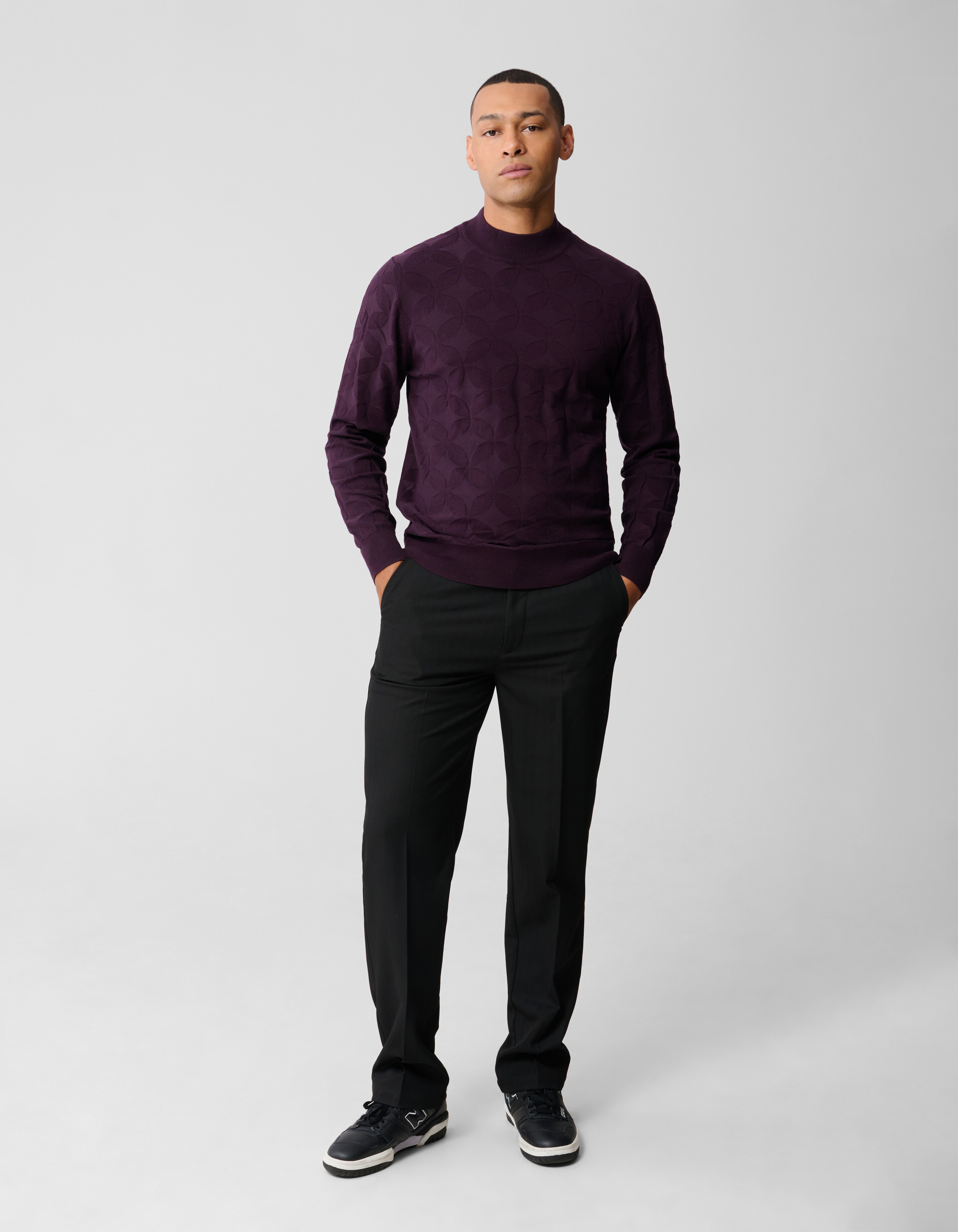 Straight Fit Hose Schwarz SHOEBY MEN