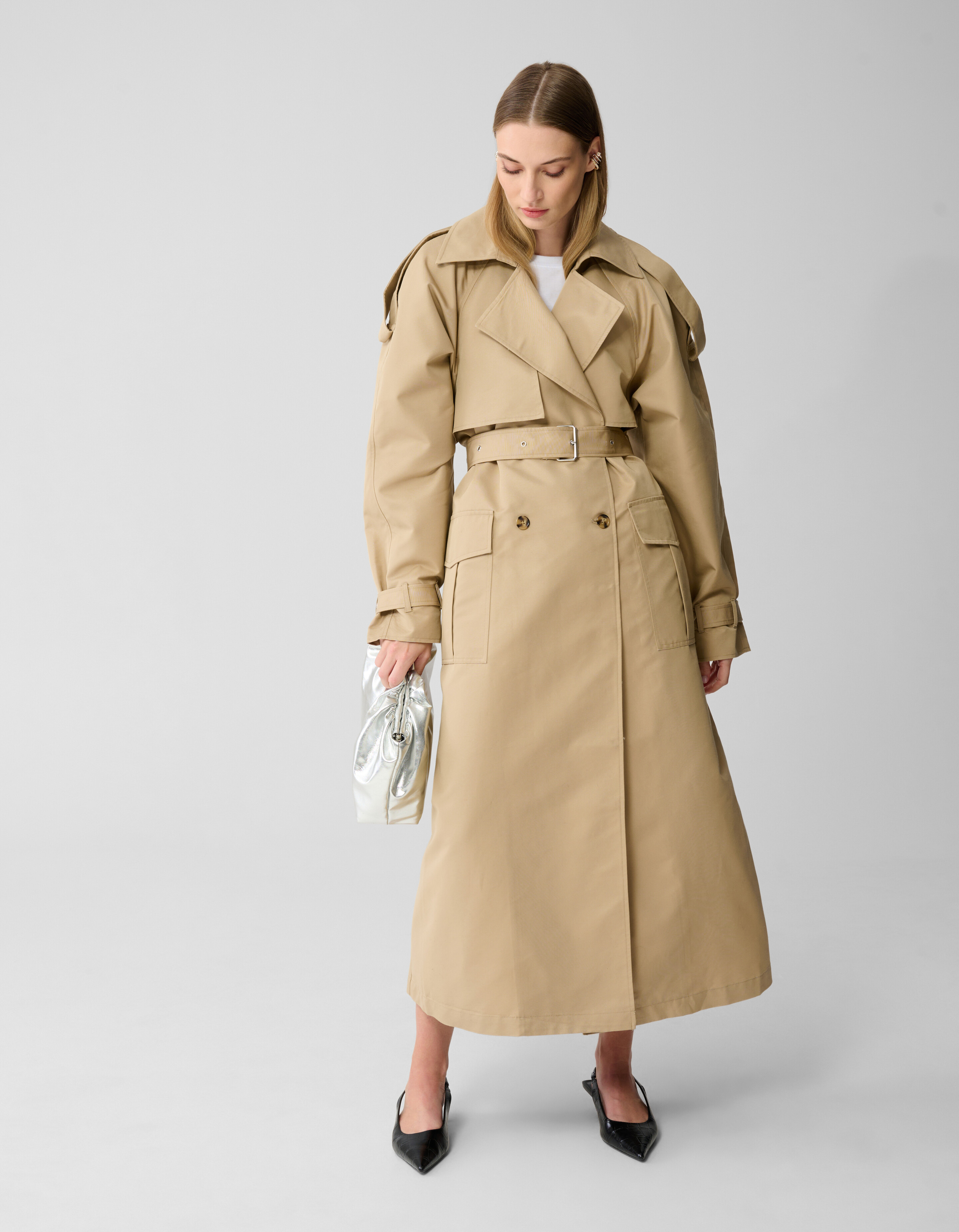&Uuml;bergro&szlig;er Trenchcoat Zand von Lonneke SHOEBY WOMEN