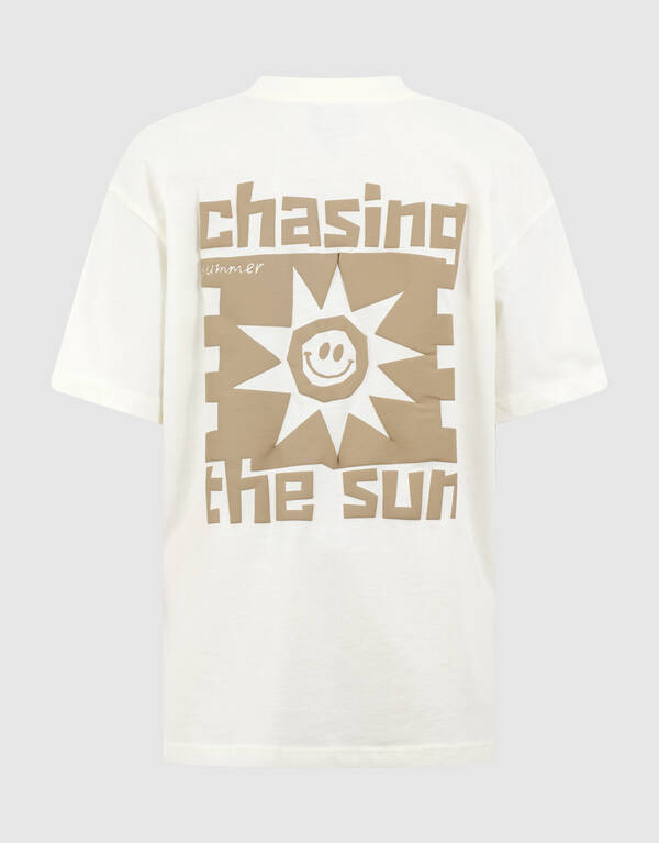 Chasing Artwork T-Shirt in gebrochenem Wei&szlig; SHOEBY BOYS