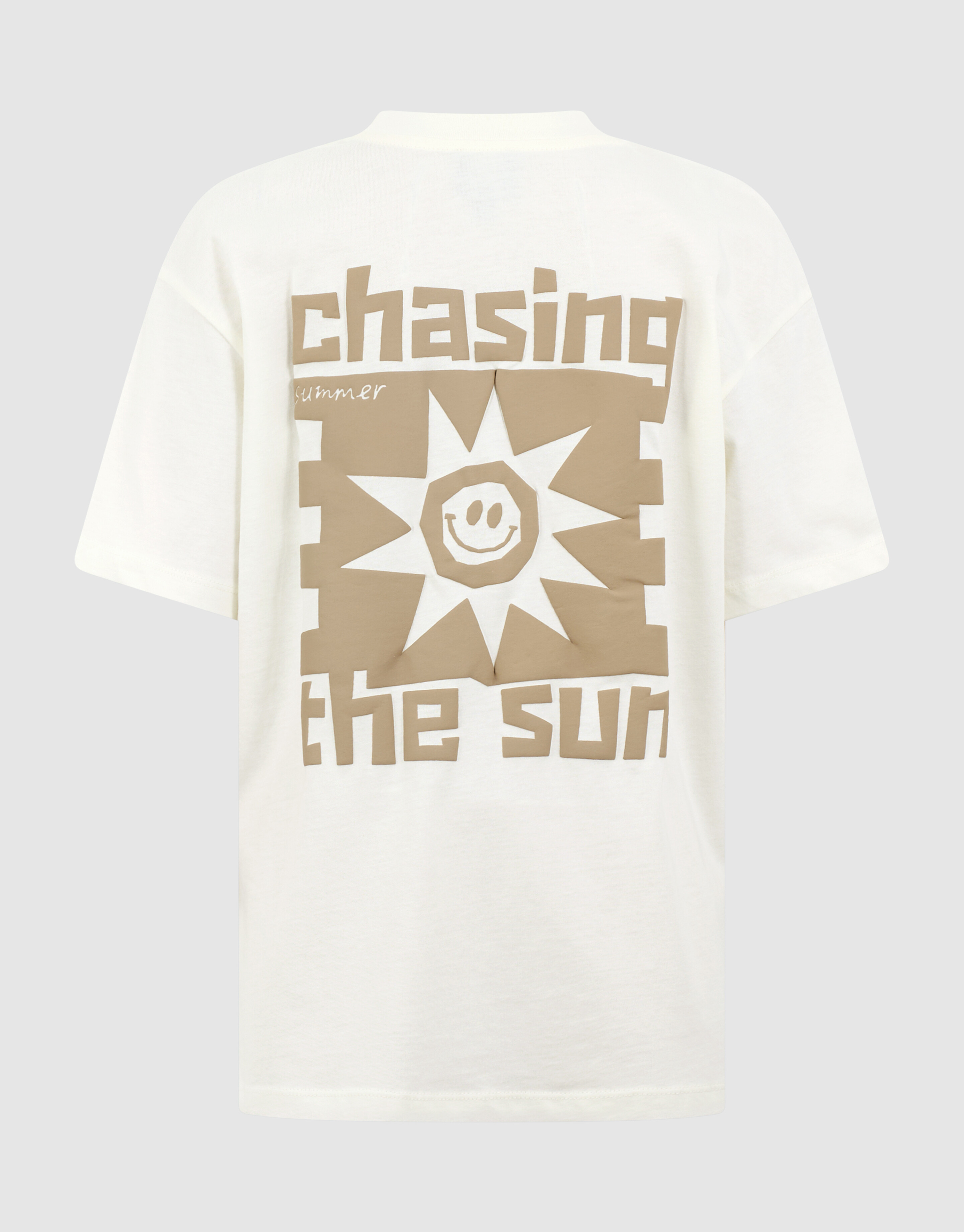 Chasing Artwork T-Shirt in gebrochenem Wei&szlig; SHOEBY BOYS