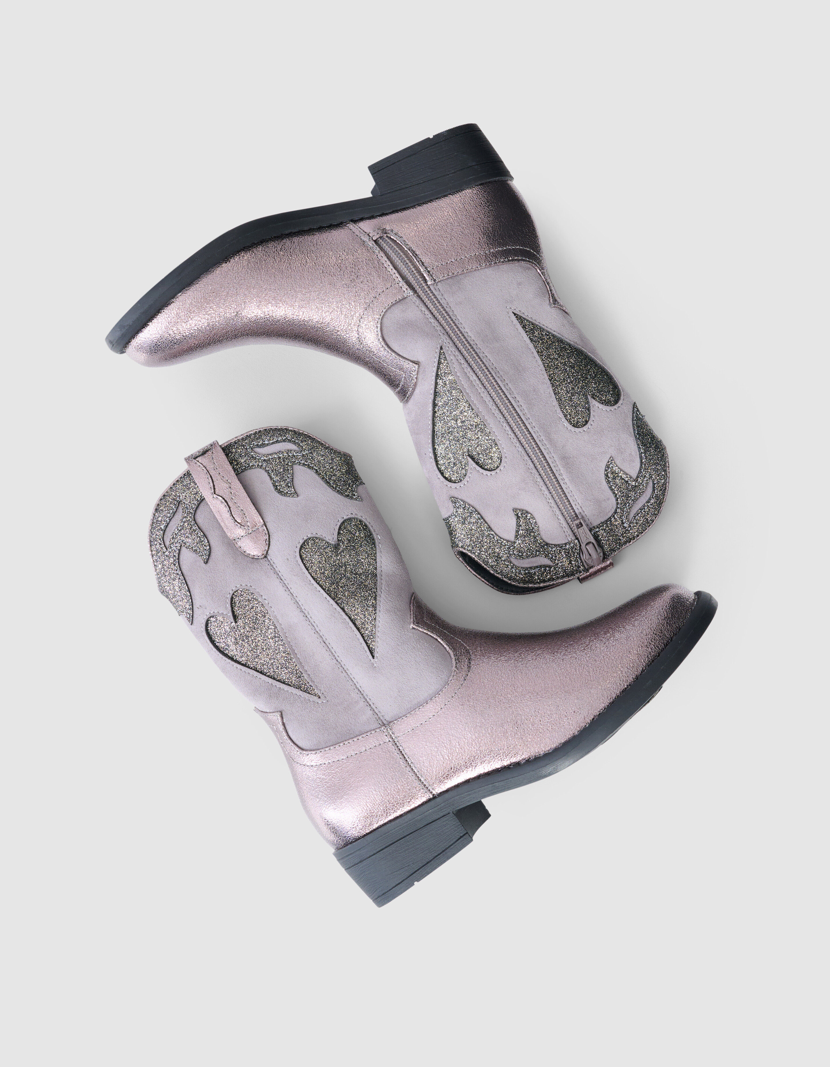 Gl&auml;nzende Herz-Stiefel Silber SHOEBY SHOES